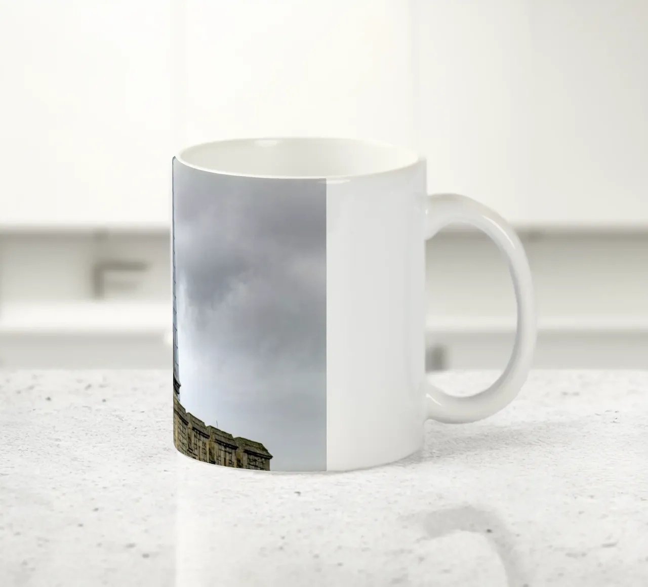 Shard and Tower tazza in ceramica da Michael Belhadi