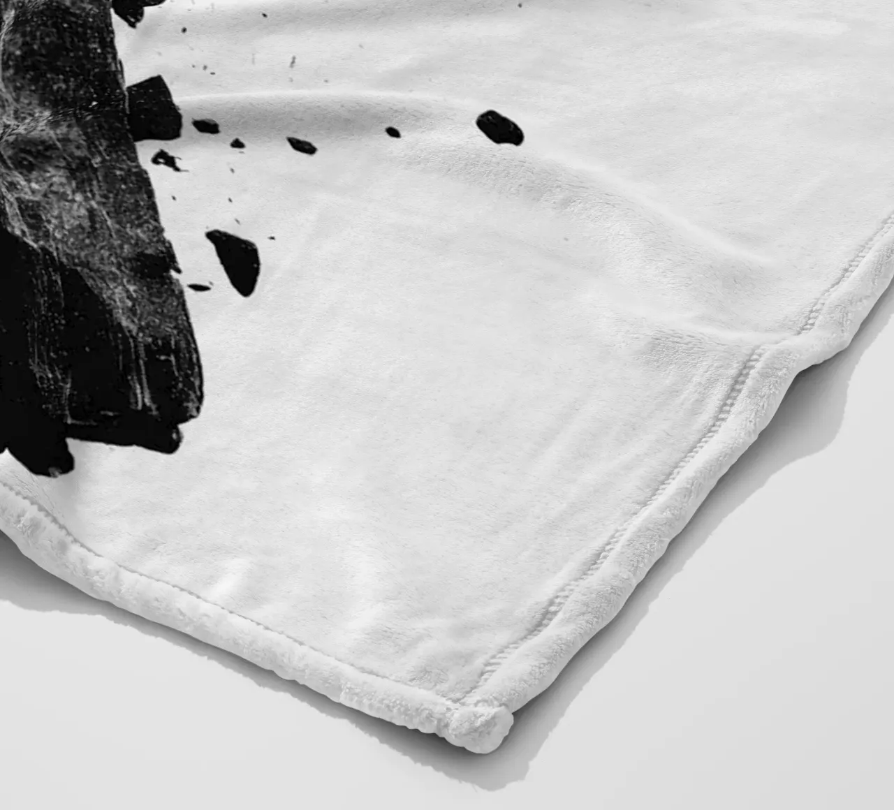 Rocks cracking Fleecedecke von LeDieg