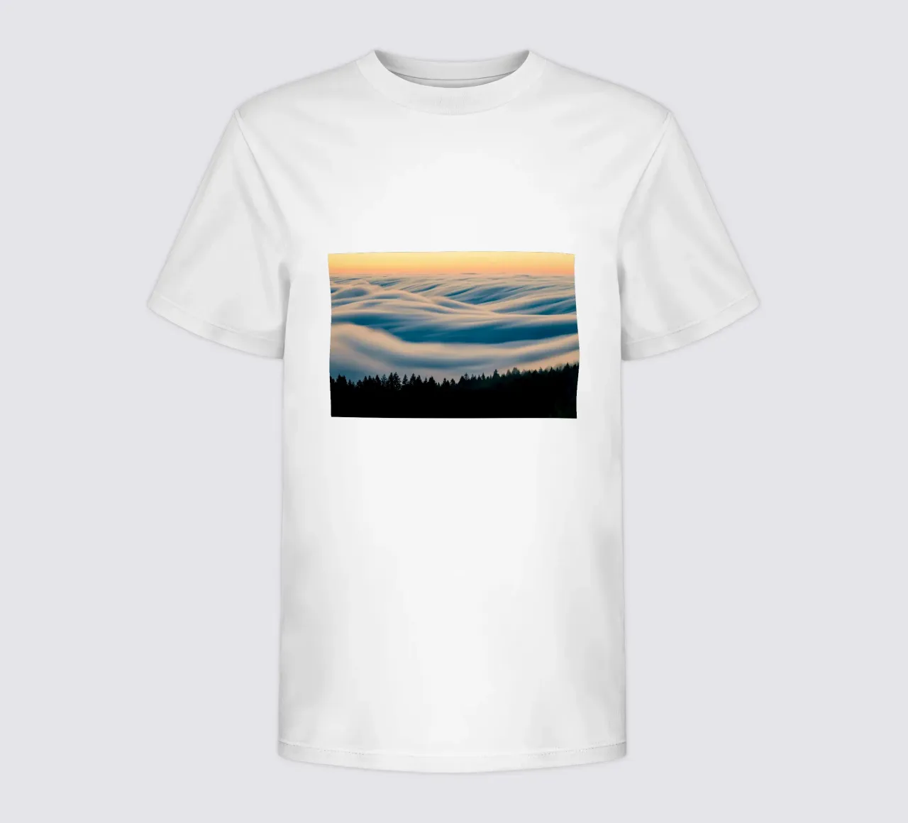 clouds forest t-shirt bambini da Earthly Visions