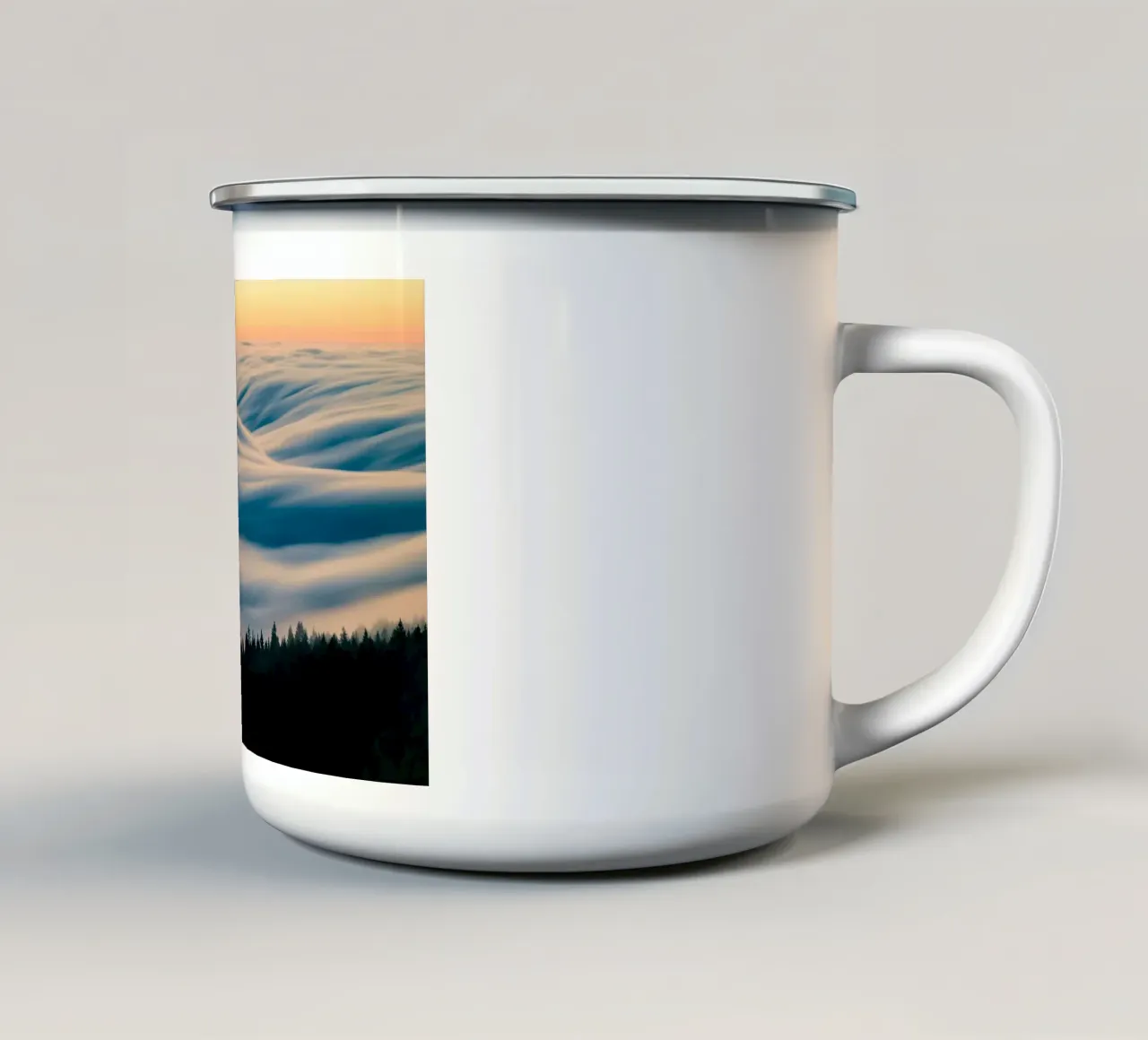bosco di nuvole tazza in smalto da Earthly Visions