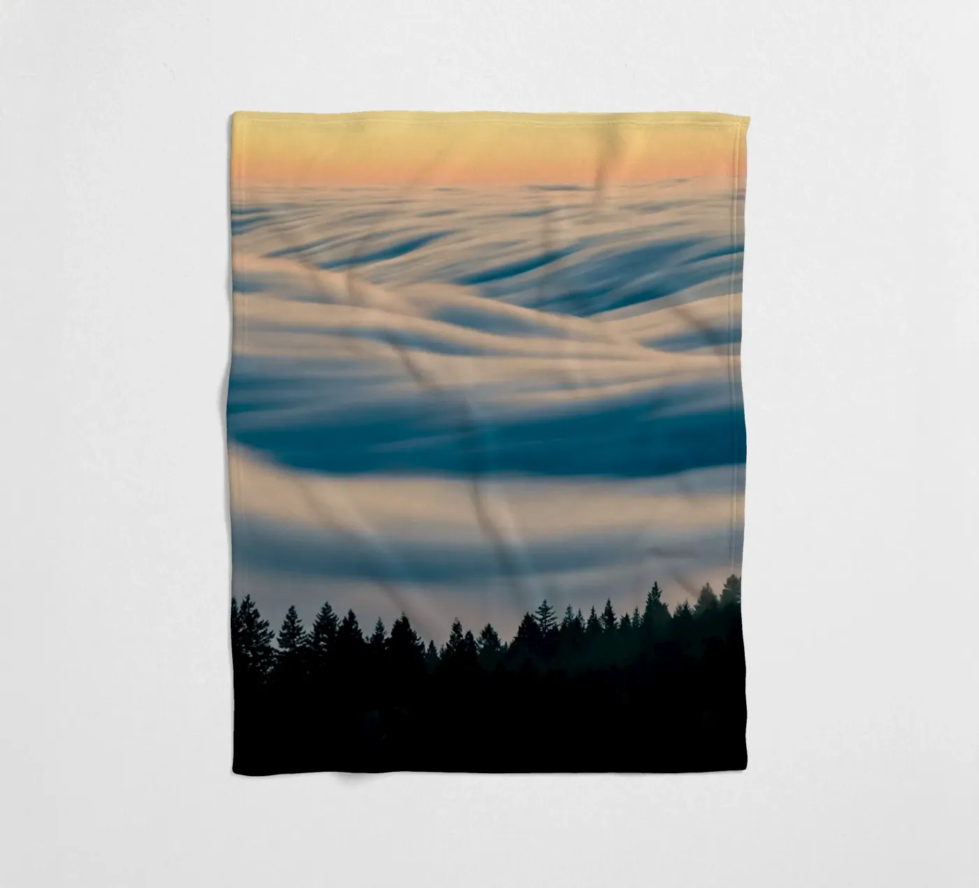 clouds forest coperta in pile da Earthly Visions
