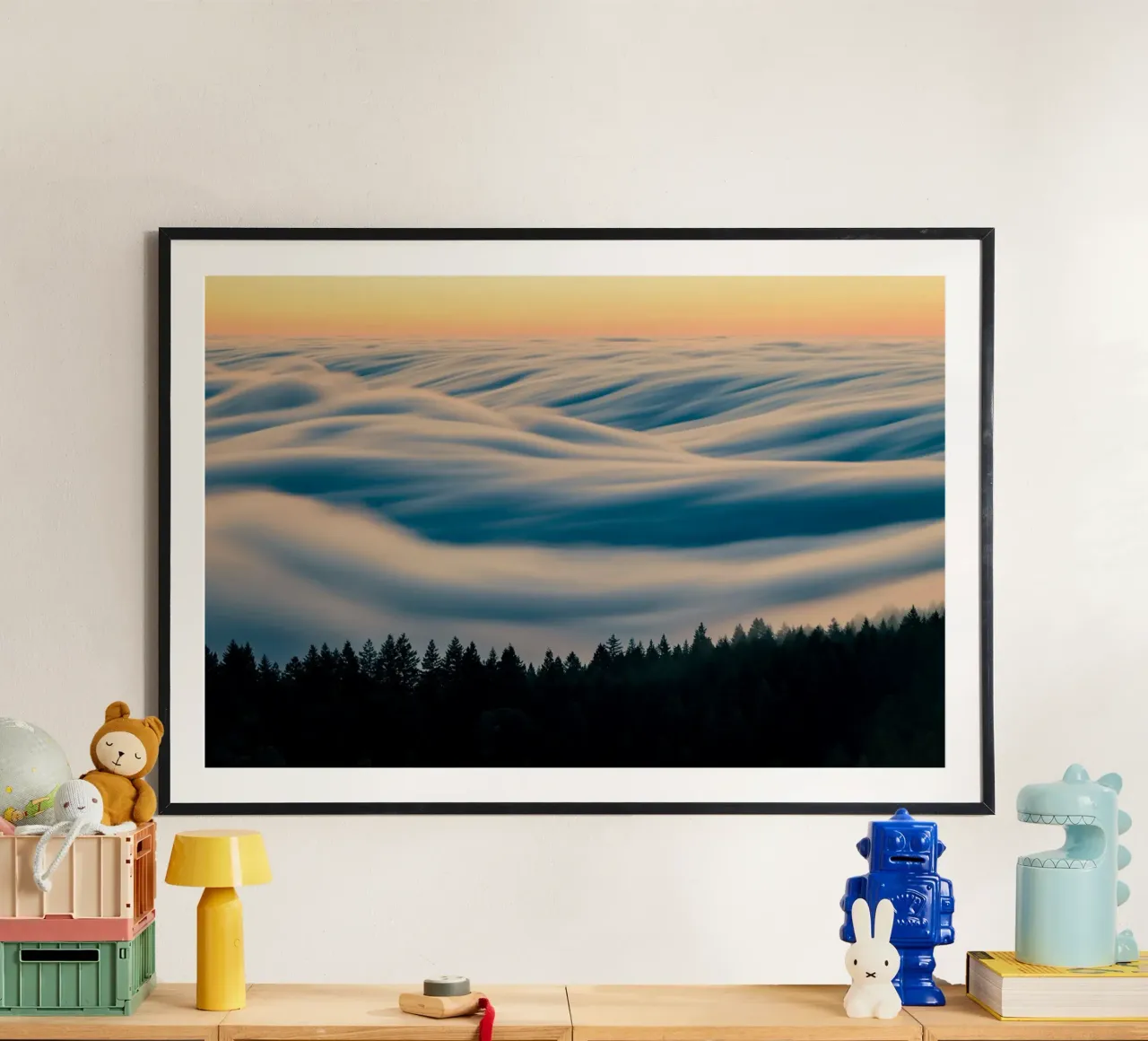 bosco di nuvole poster con telaio in plastica da Earthly Visions