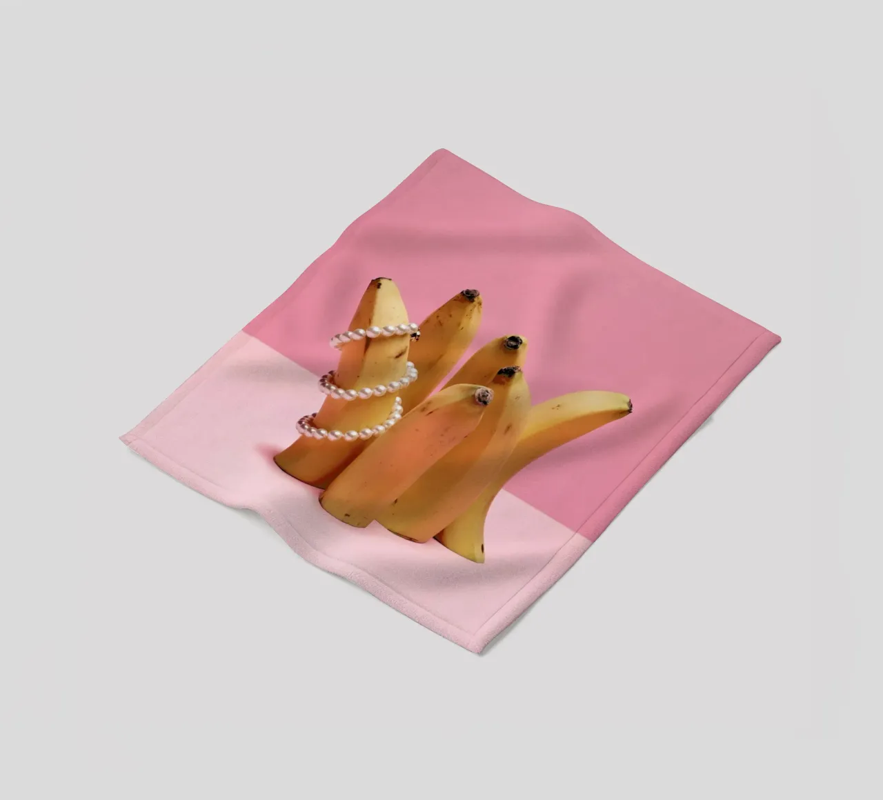 Clash 2 coperta in pile da Kyla Elaine