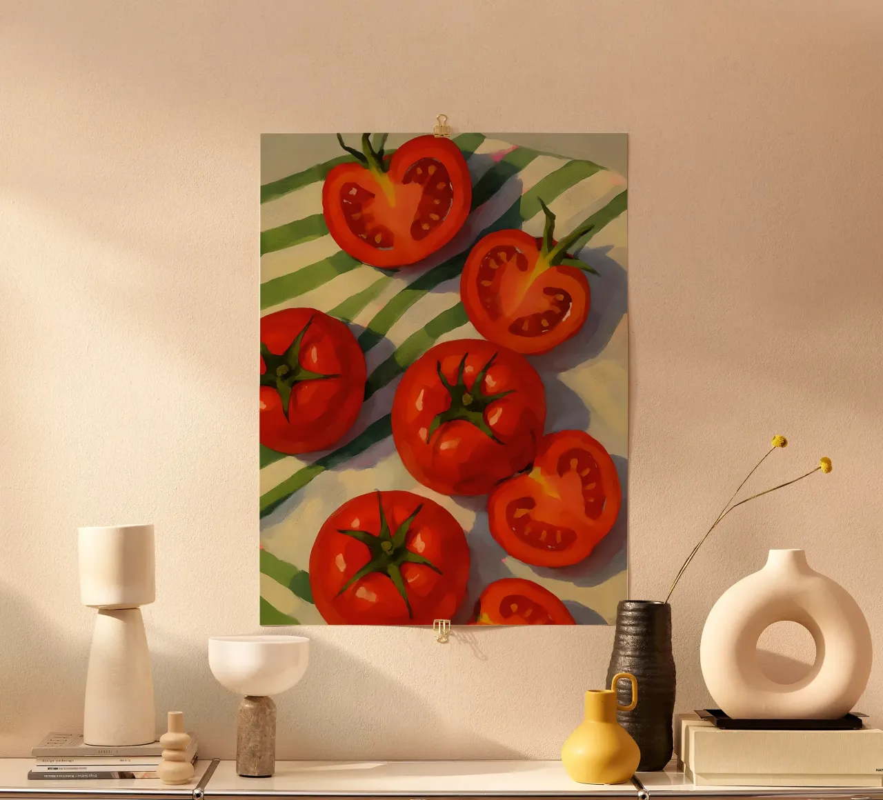 Pomodori freschi su telo a righe poster con telaio in legno da 🎨 Point and Art