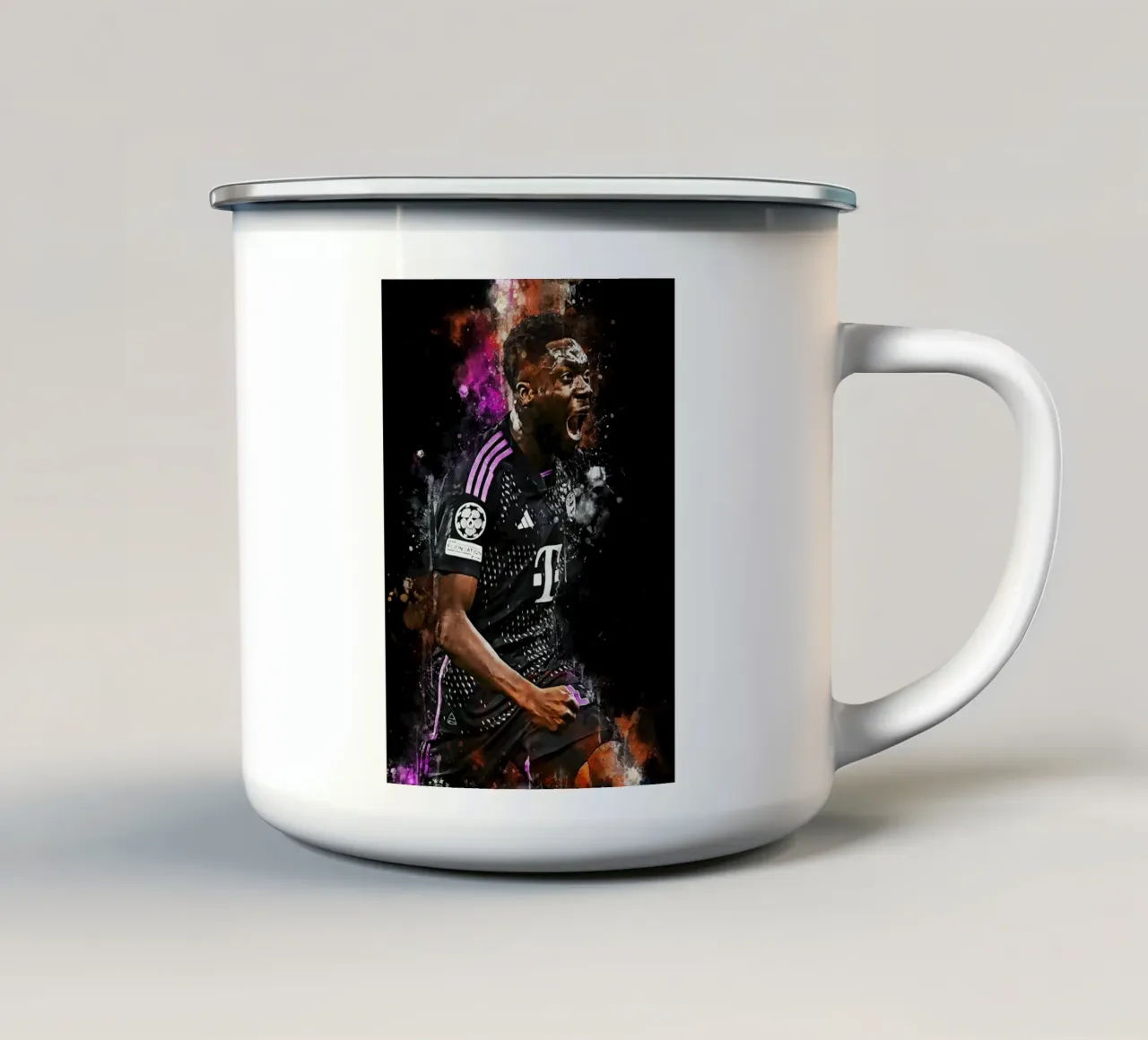 Alphonso Davies tazza in smalto da MasterInkArt