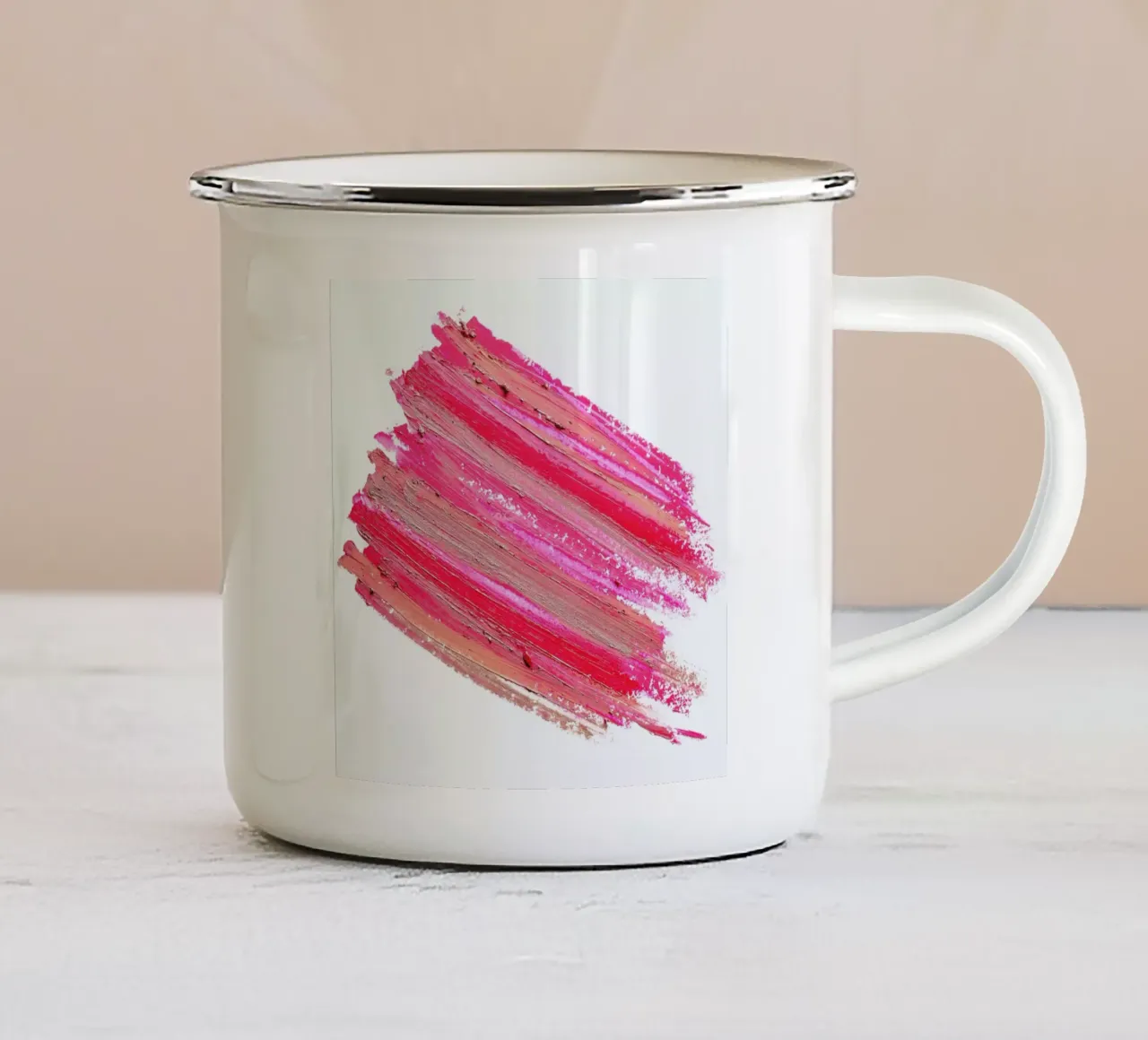 Textures 2 tazza in smalto da Kyla Elaine