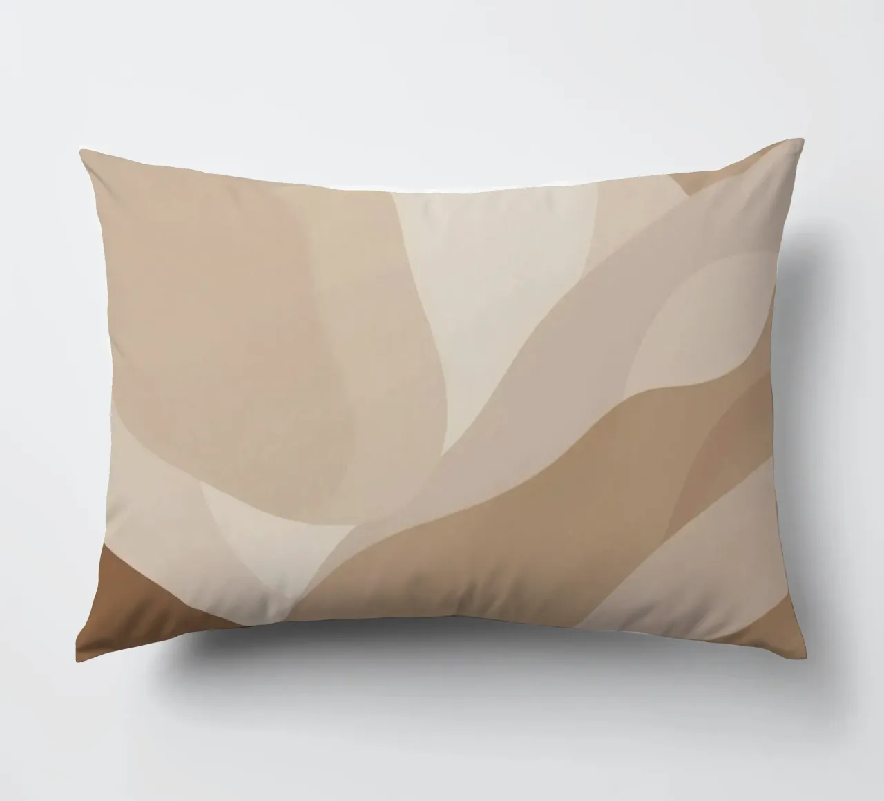 Forme astratte sovrapposte di colore beige e marrone cuscino da DesignDoodle