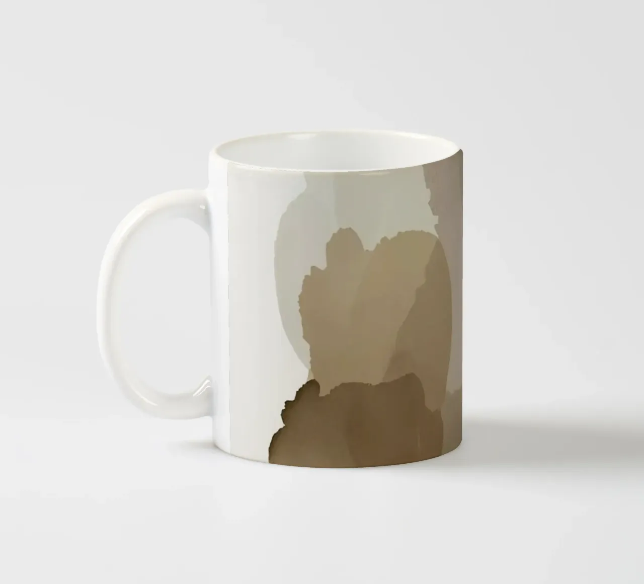 Forme astratte acquerellate in marrone e beige tazza in ceramica da DesignDoodle