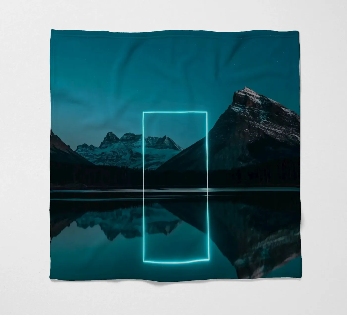 Lake reflection rectangle Fleecedecke von LeDieg