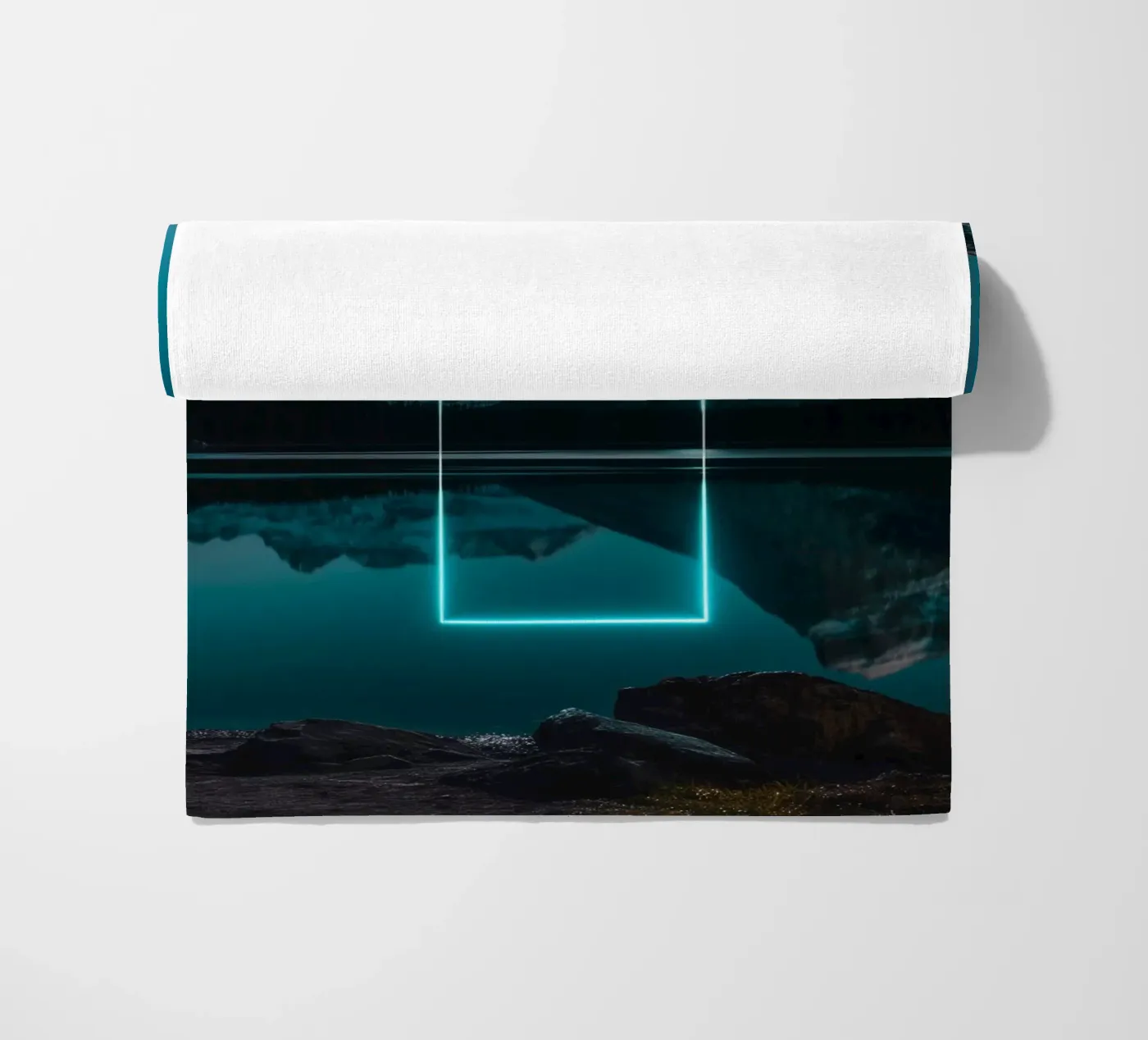 Lake reflection rectangle Strandtuch von LeDieg