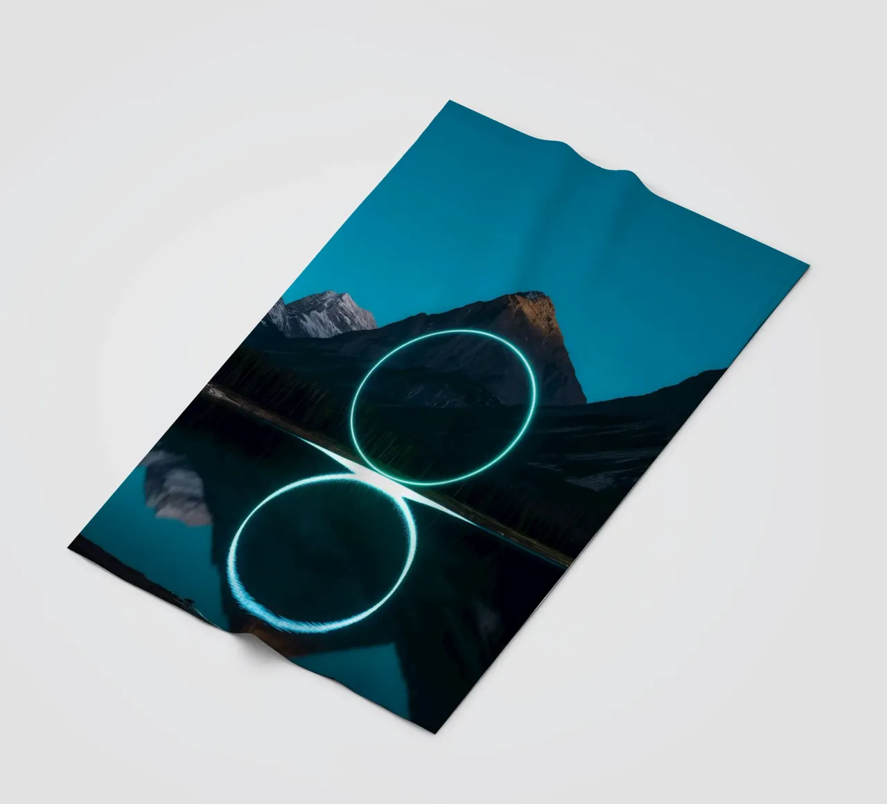 Lake reflection circles coperta in pile da LeDieg