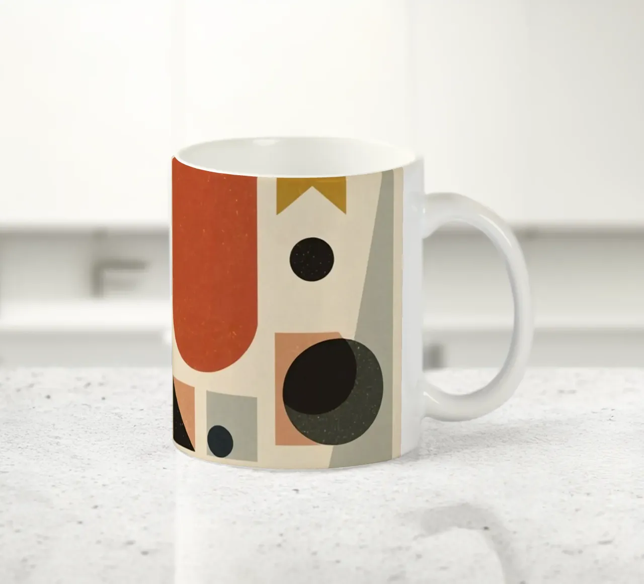 Composizione geometrica astratta di forme e colori tazza in ceramica da DesignDoodle