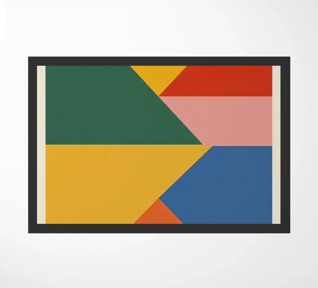 Composición geométrica abstracta con triángulos de colores felpudo de DesignDoodle