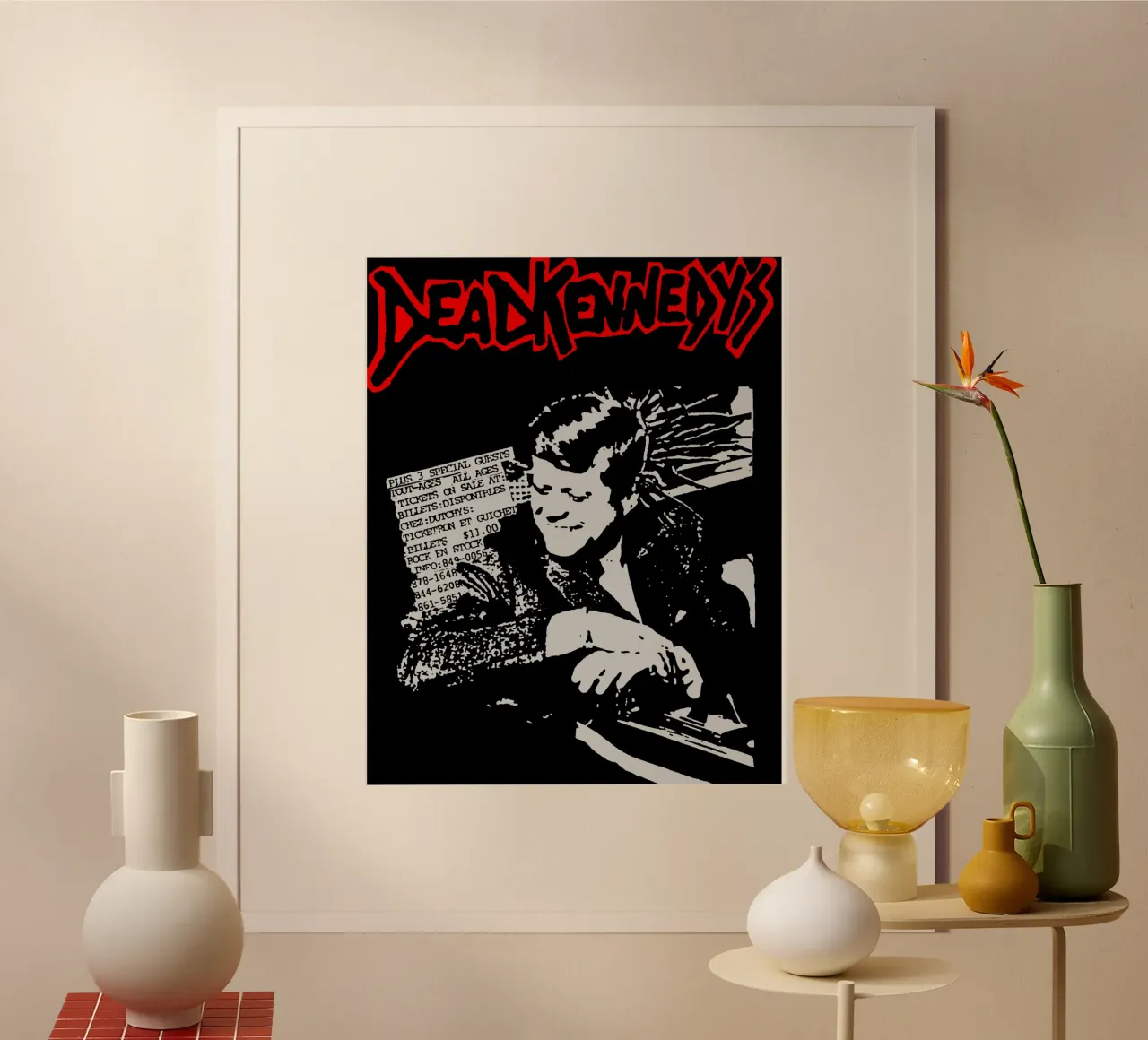 Maglietta essenziale dei Dead Kennedys poster con telaio in alluminio da igoshartwrks