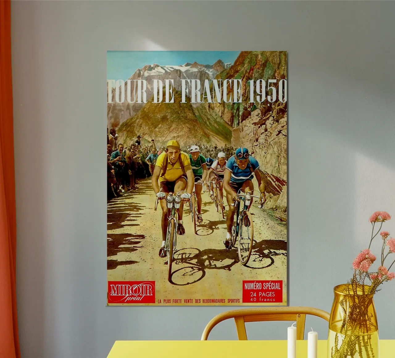 ciclisti che corrono su strade di montagna poster da addelia shope