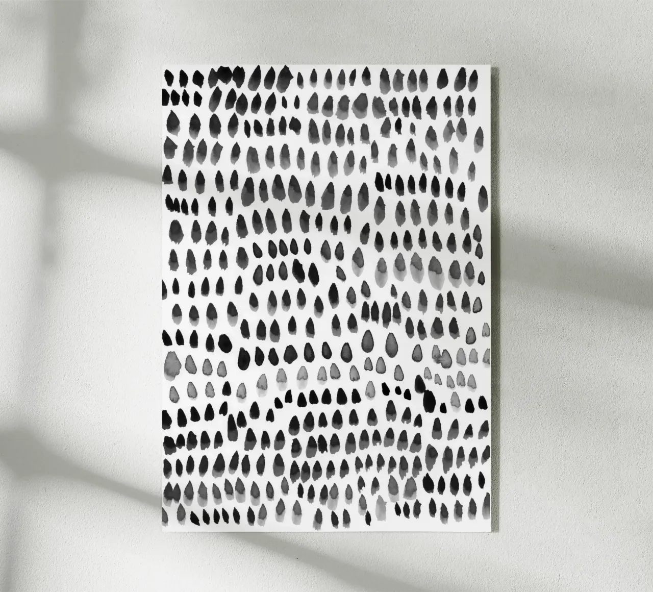 painted dots black plexiglass da IRIS LEHNHARDT FINE ART