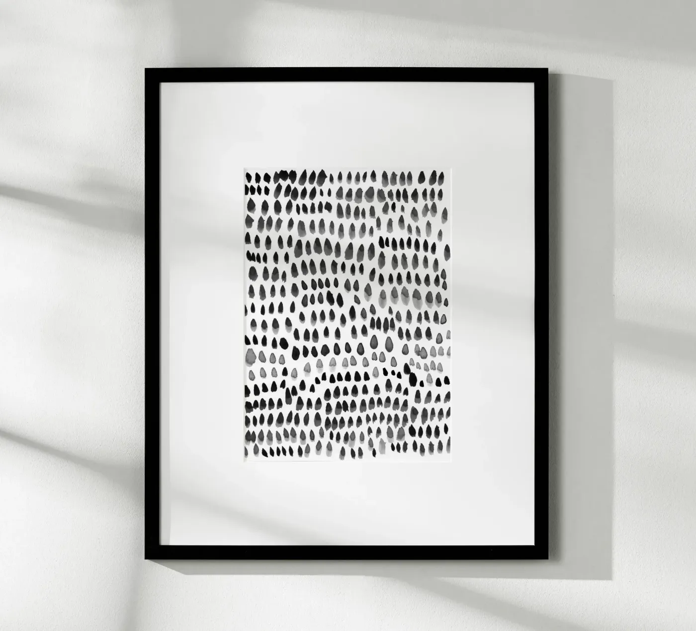 painted dots black poster da IRIS LEHNHARDT FINE ART