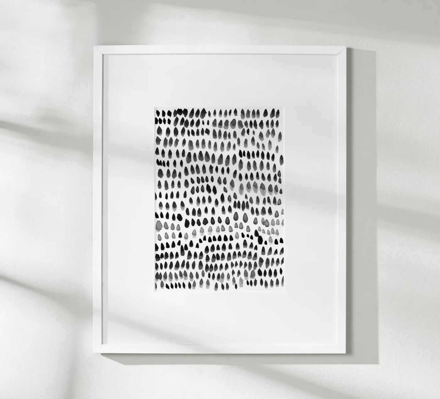 painted dots black poster da IRIS LEHNHARDT FINE ART