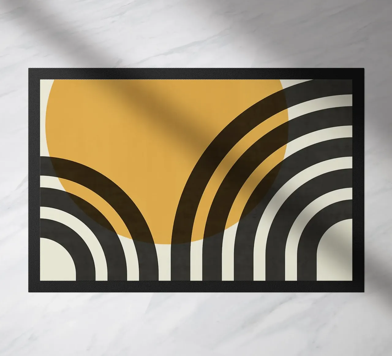 sole curve archi cerchio arancione linee nere zerbino da Patrick M Gerber