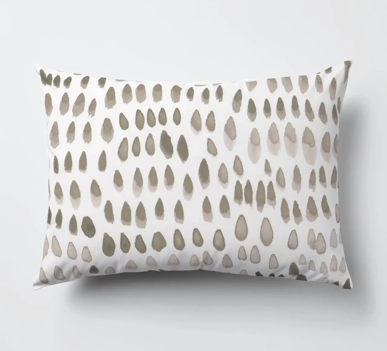 painted dots light brown cuscino da IRIS LEHNHARDT FINE ART