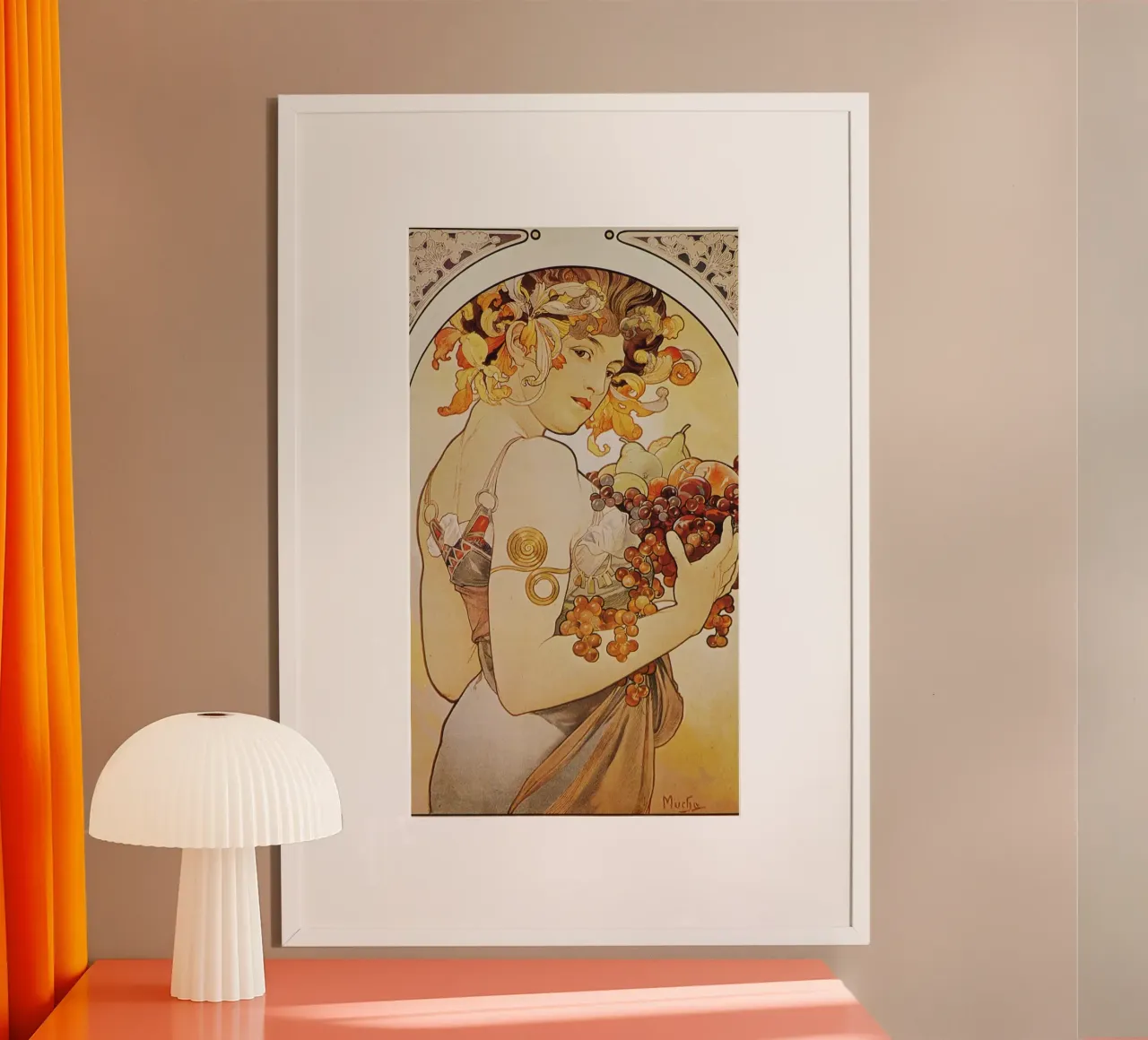 Alfons Mucha - Illustrazione femminile, Art Nouveau poster con telaio in plastica da Aesthetic Muse