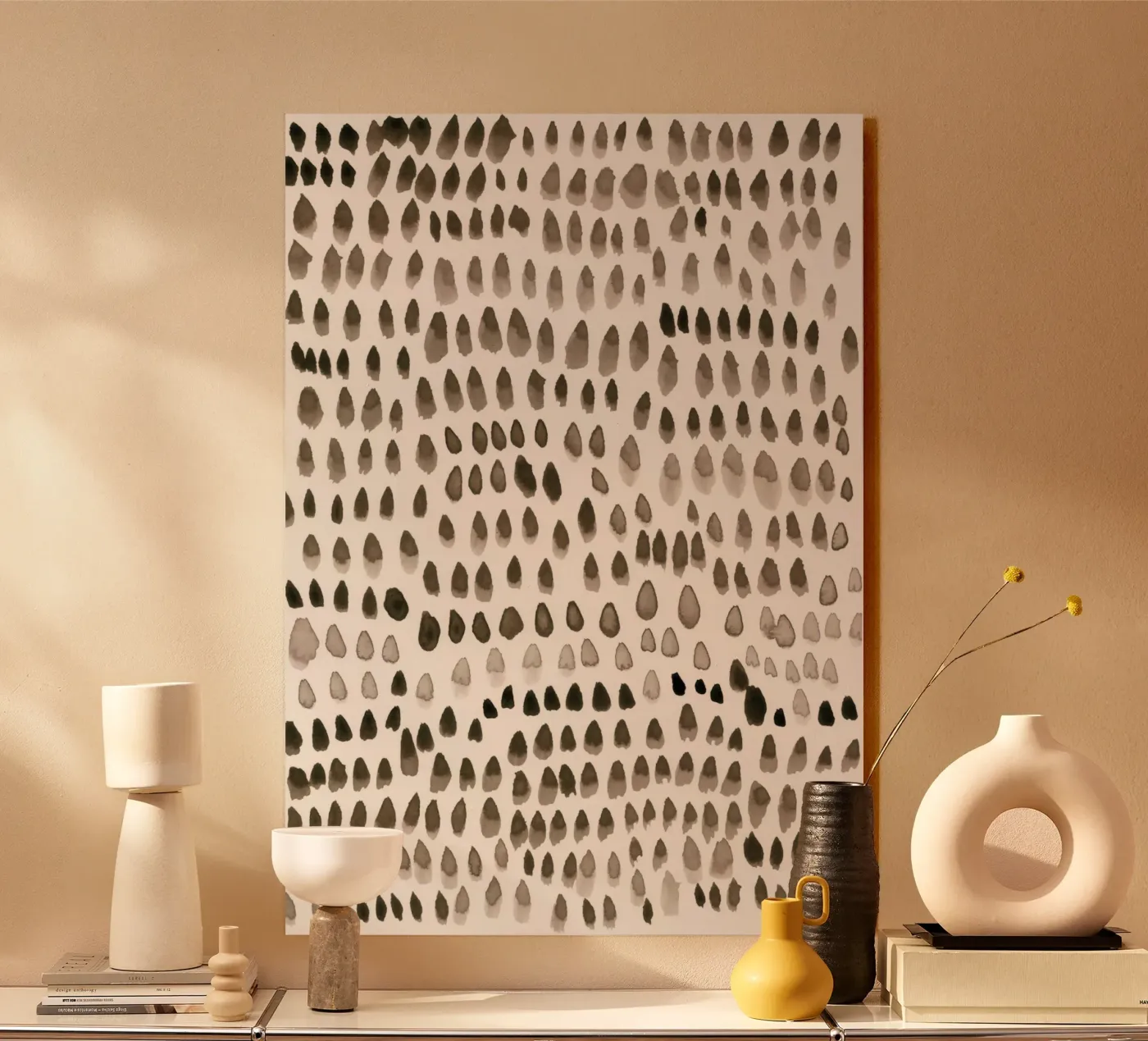 painted dots brown plexiglas de IRIS LEHNHARDT FINE ART