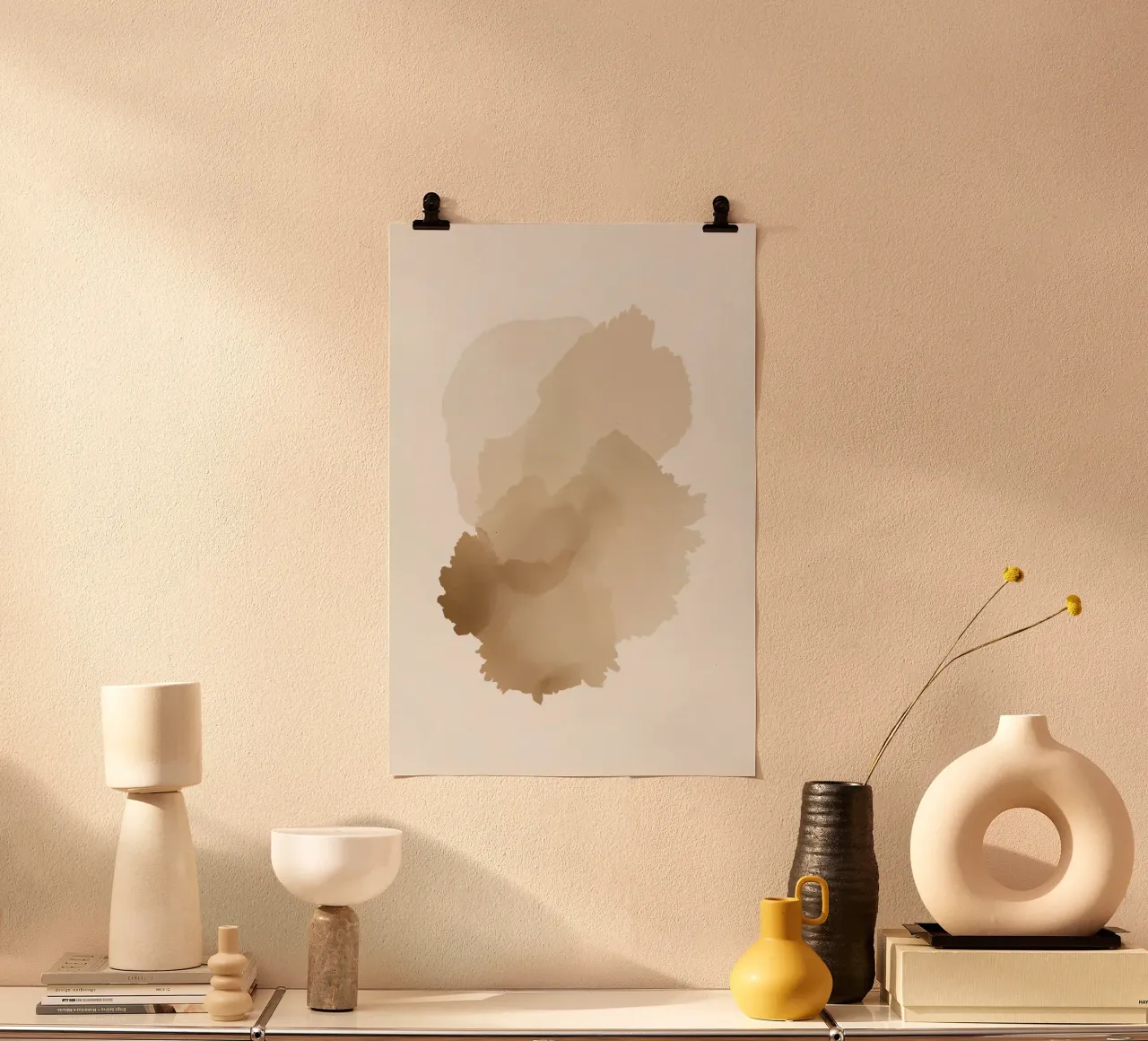 Pila di forme astratte acquerellate Tan poster con telaio in alluminio da DesignDoodle