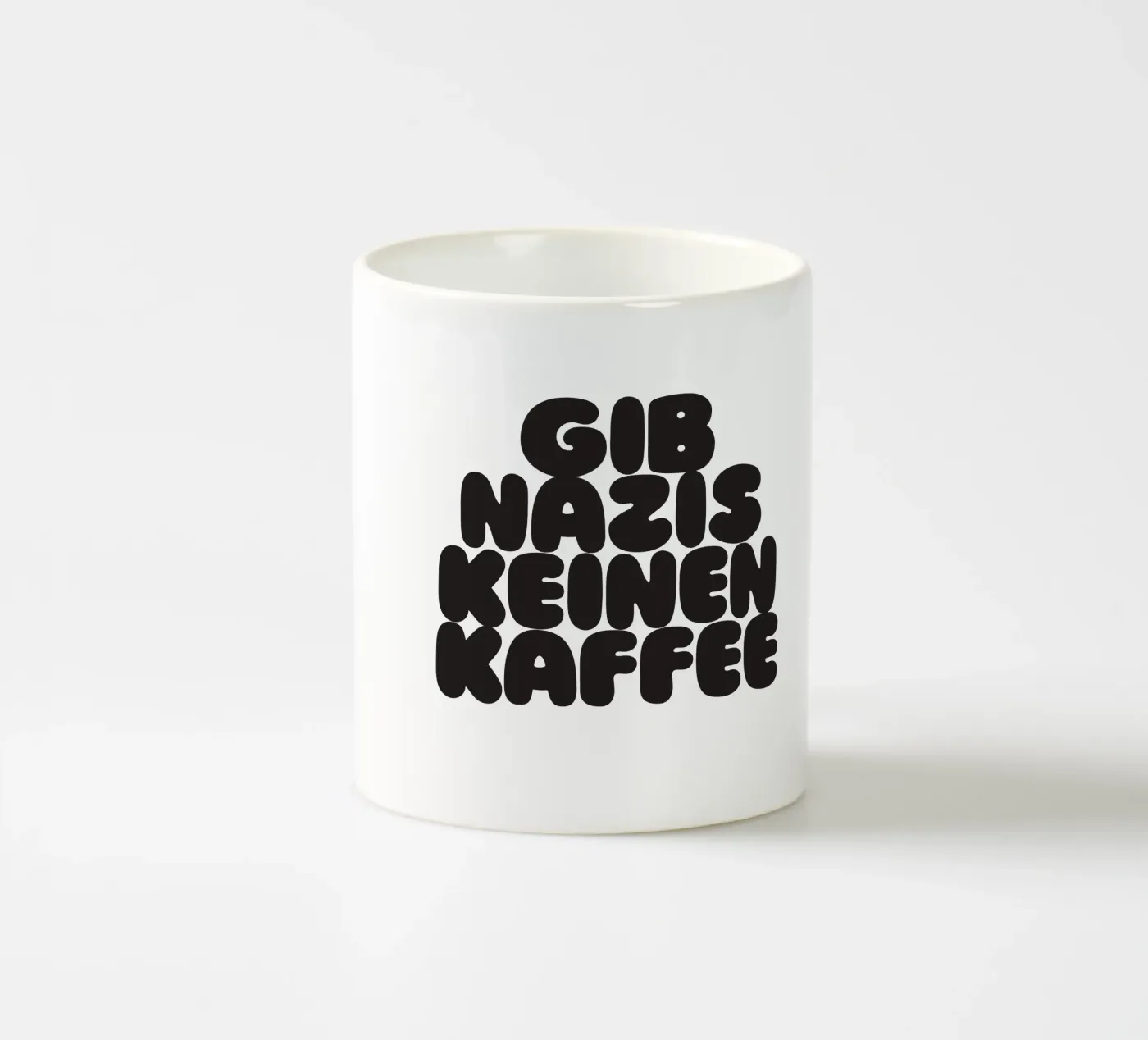 Kaffee ceramic mug by Verplanungsagentur