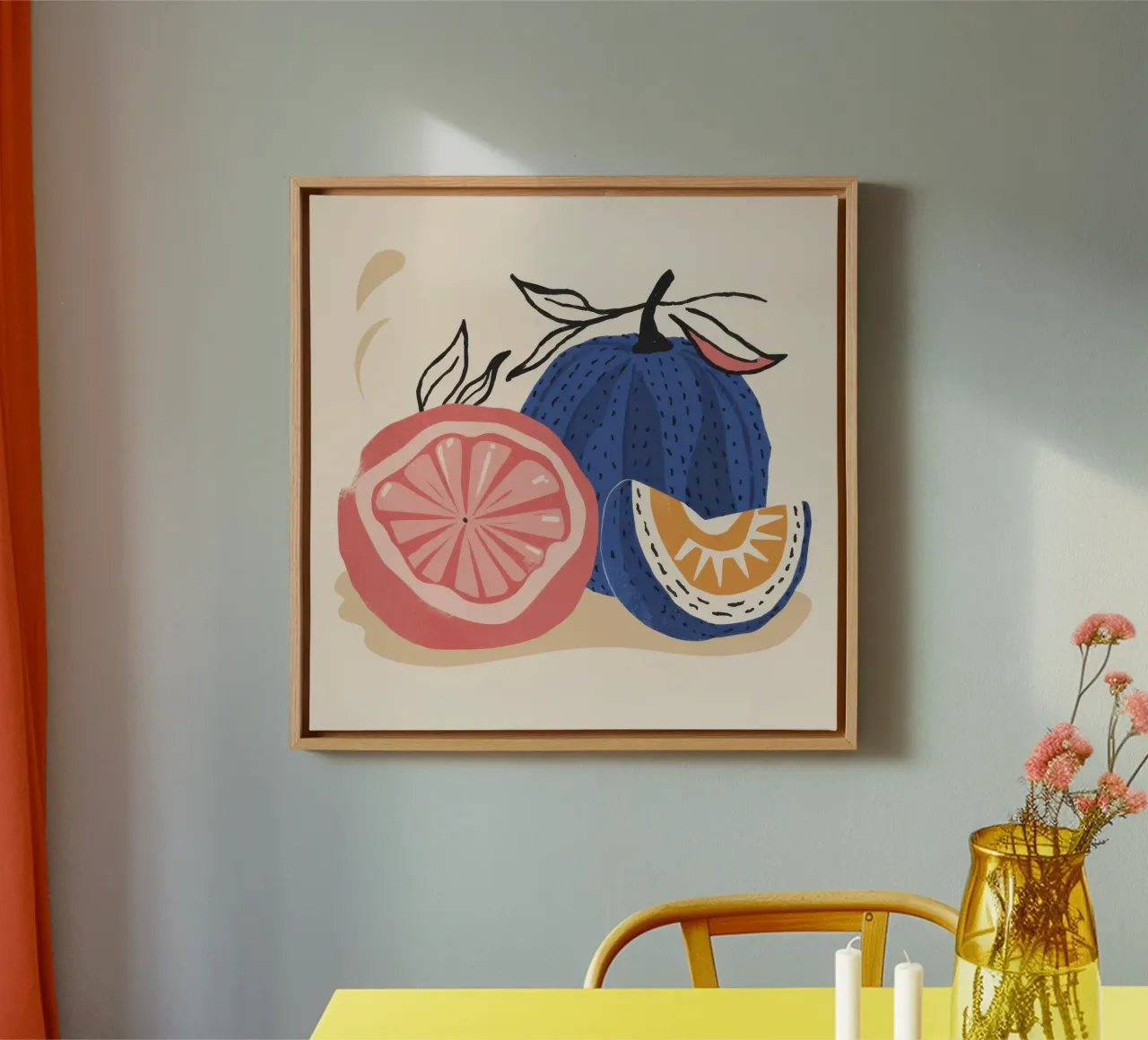 Pikante Grapefruit-Spritzer Leinwand mit Schattenfugenrahmen von Bara Suara