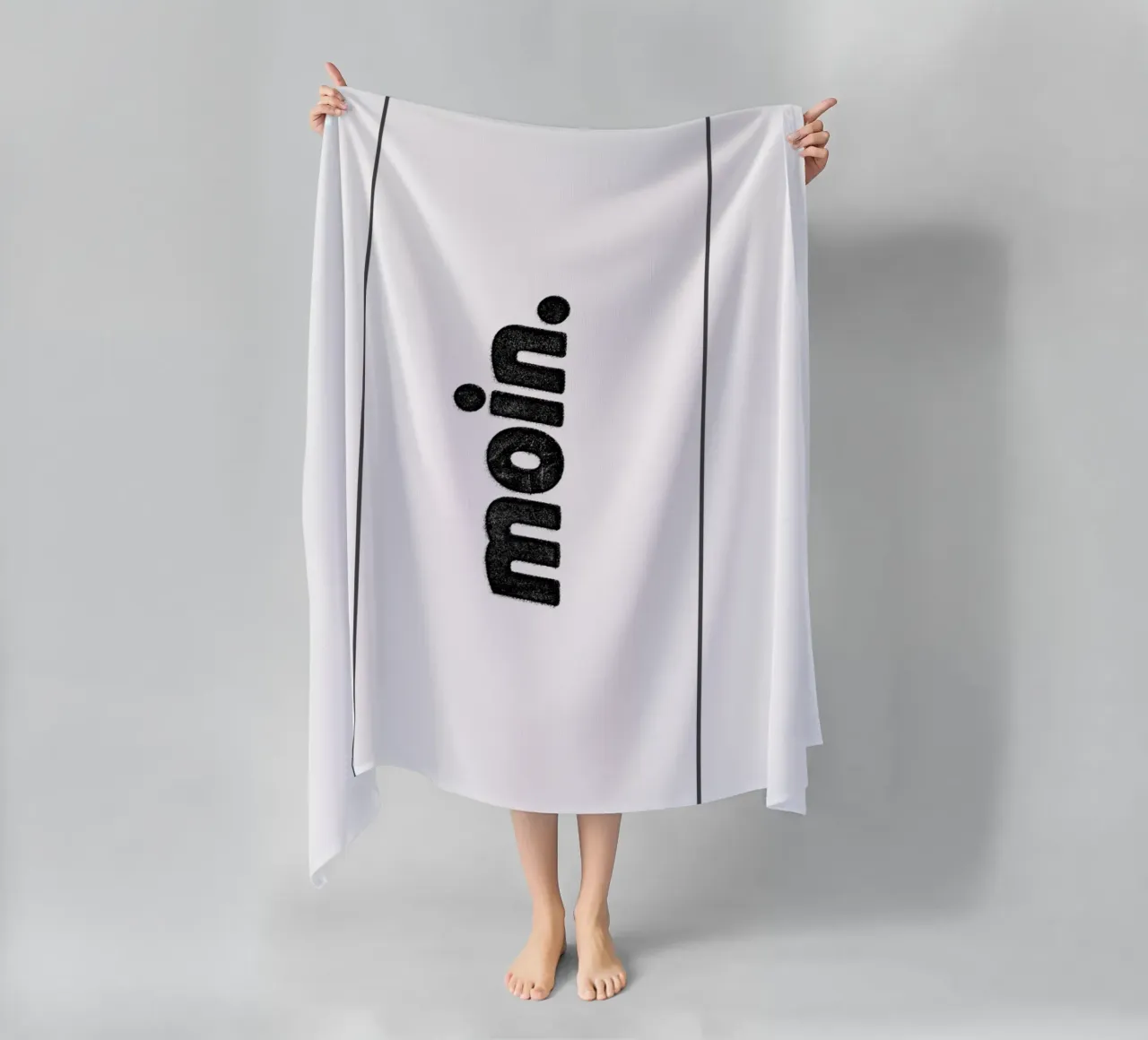 Moin telo mare da Black Sign Artwork