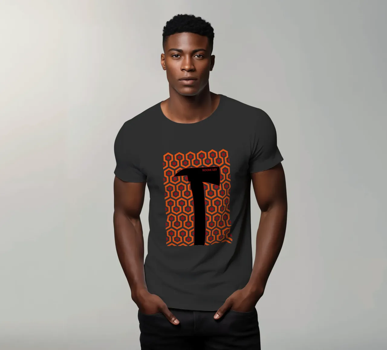 Camera 237 t-shirt da Mariel Toigo