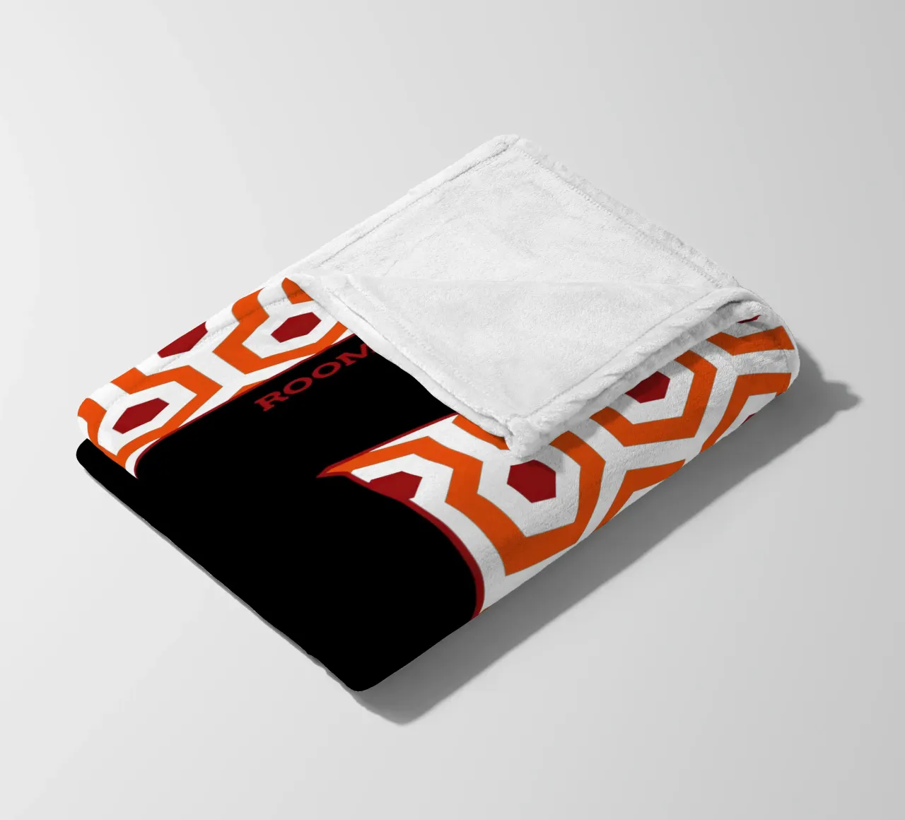 Camera 237 coperta in pile da Mariel Toigo