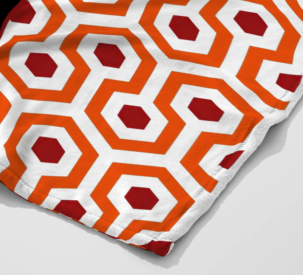 Camera 237 coperta in pile da Mariel Toigo