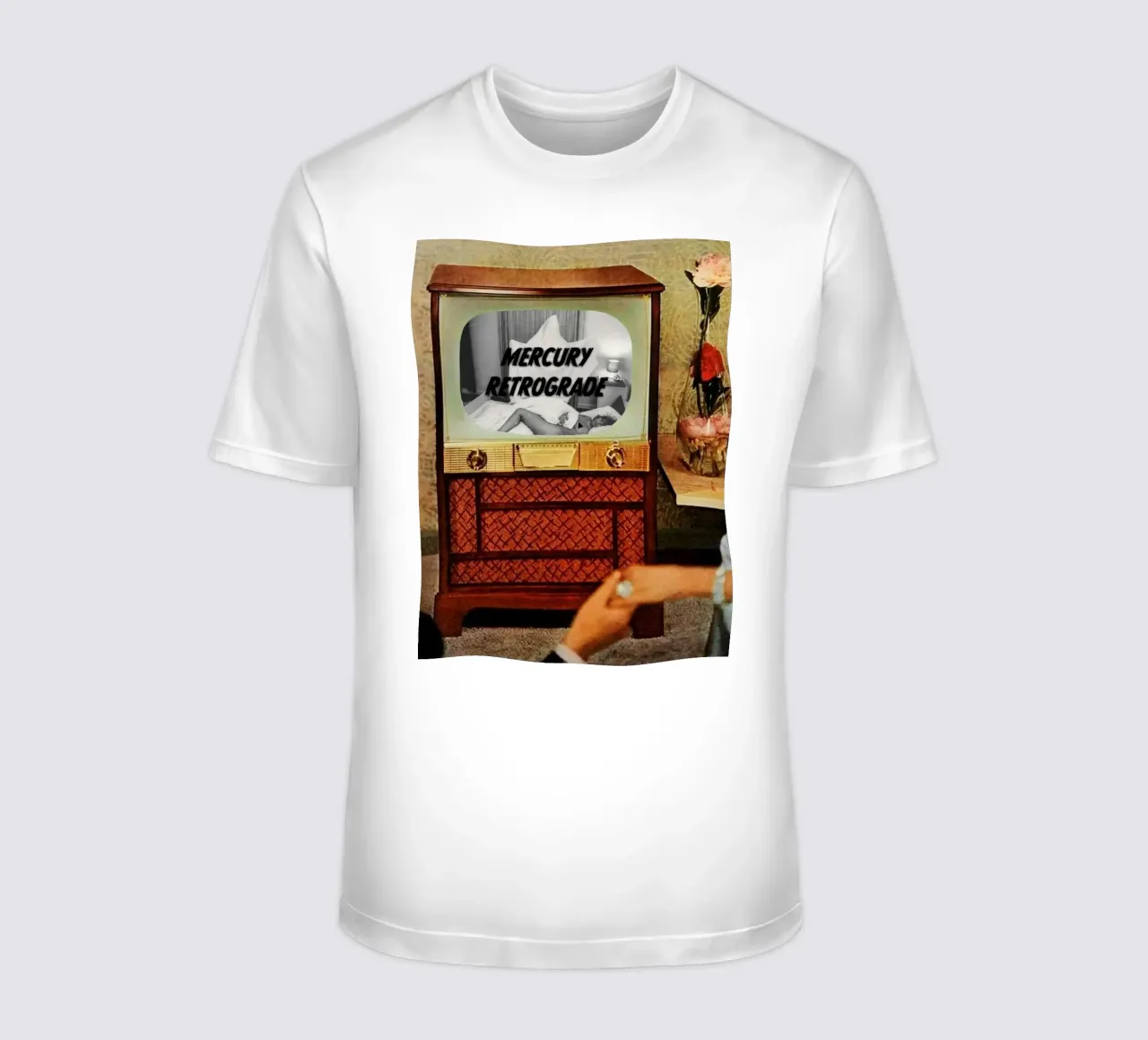 Spooky Mercury Retrograde t-shirt da MsGonzalez