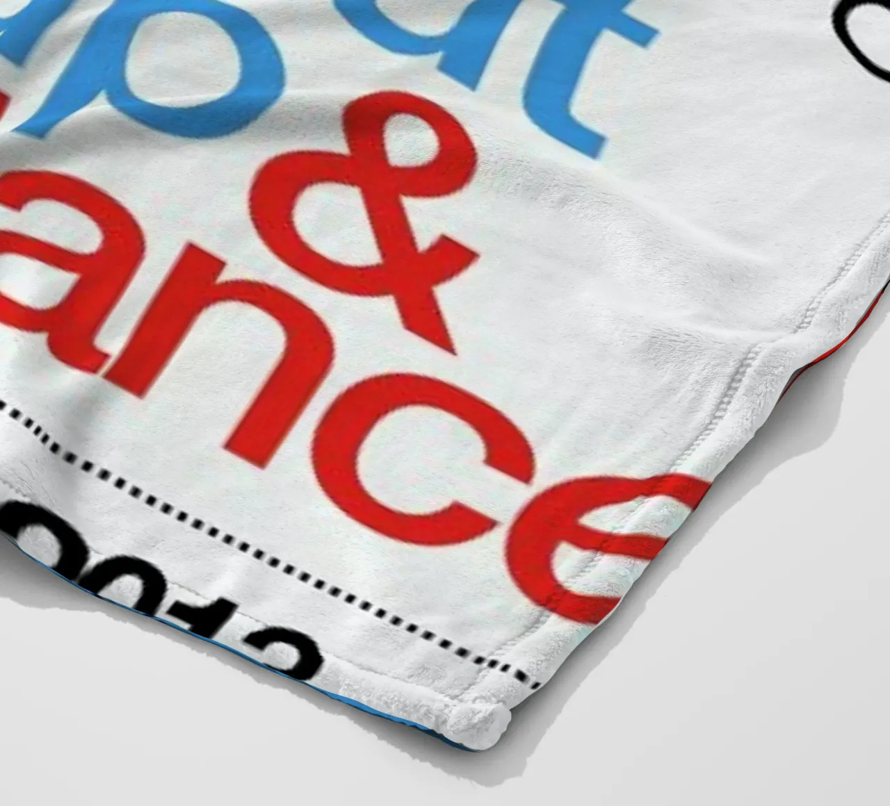 Shut Up And Dance! coperta in pile da Stephan Kochs