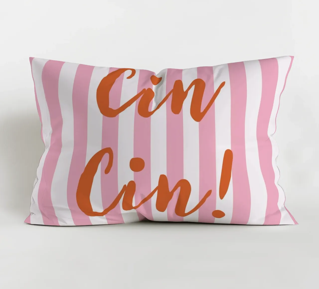 Cin Cin! cuscino da Attaboy Dsgn