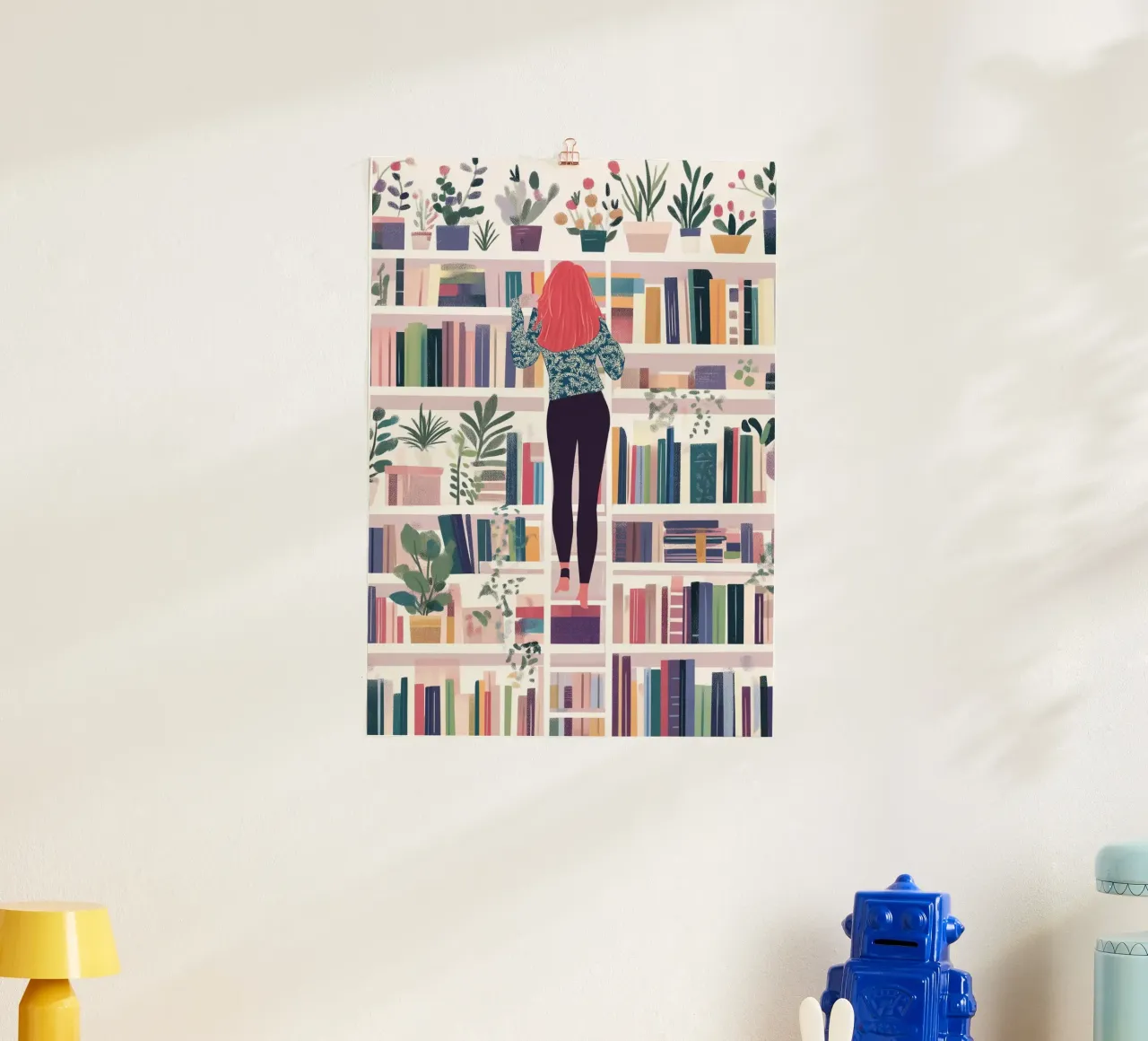 Ragazza su uno scaffale - Stampa d'arte colorata della biblioteca poster con telaio in legno da vintagepod