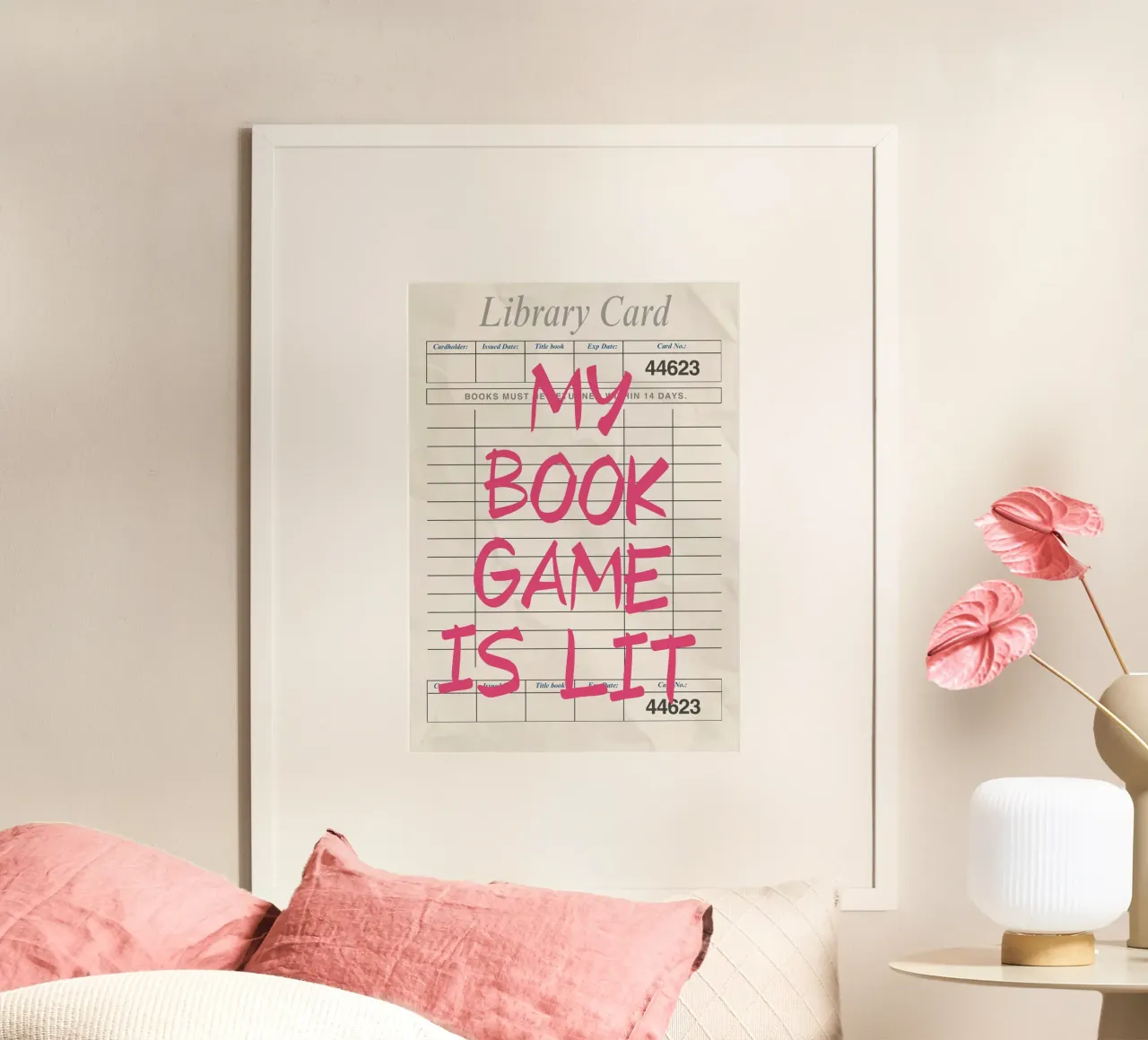 "Il mio libro-gioco è illuminato" - Divertente poster per la tessera della biblioteca poster con telaio in legno da vintagepod