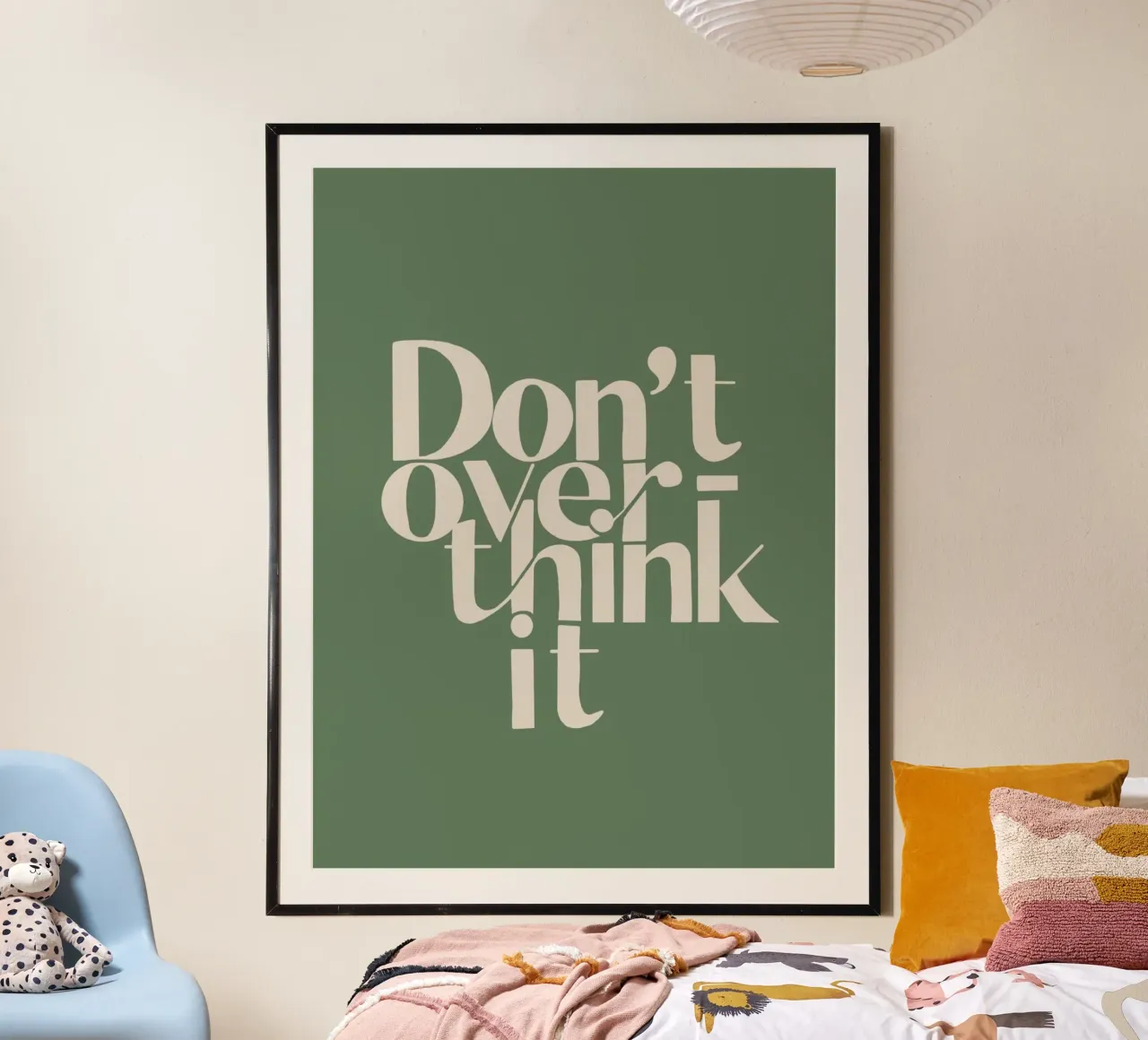 non pensarci troppo poster con telaio in legno da Amber Hughes