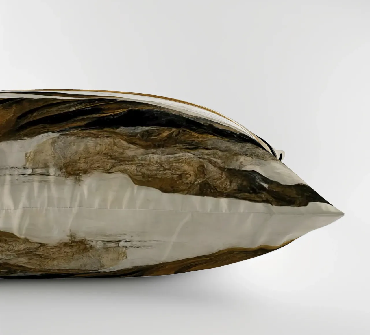 Rough Mountains No 2 cuscino da treechild