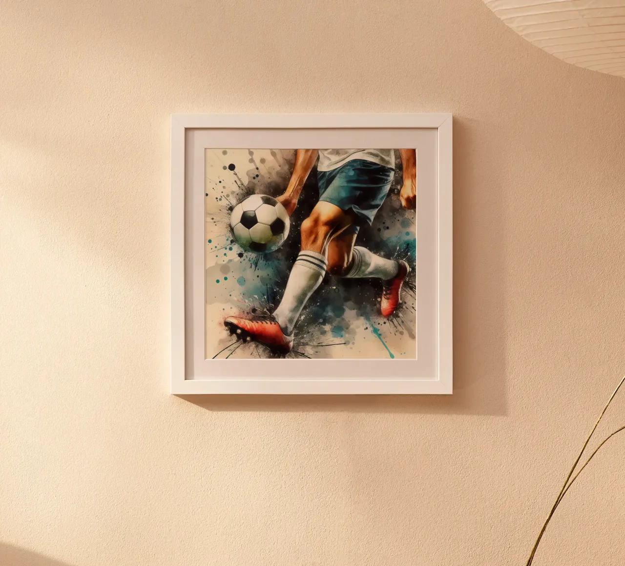 Giocatore di calcio con schizzi di colore poster con telaio in legno da Norman Click