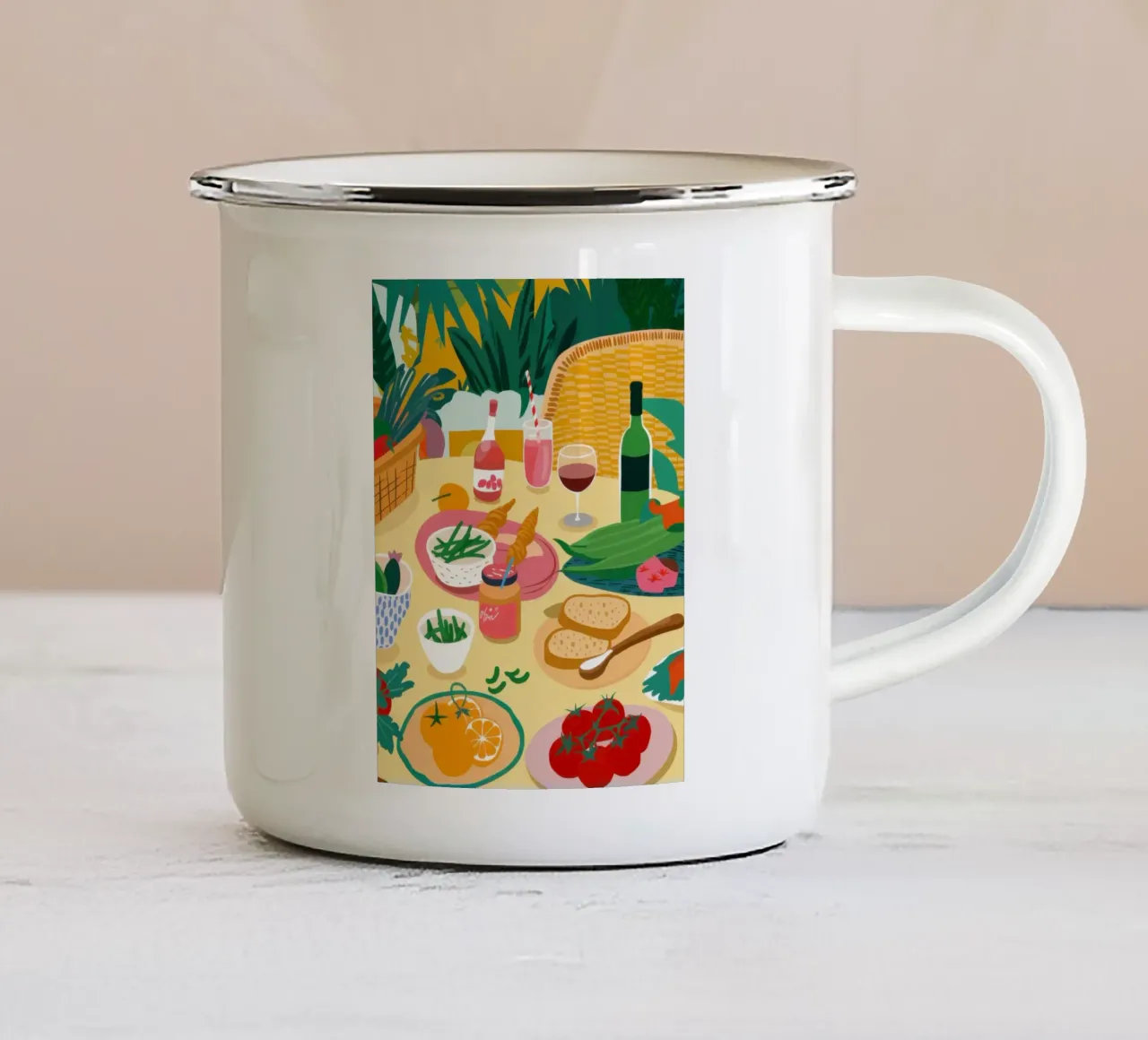 Un ricco picnic tazza in smalto da Snow Mist