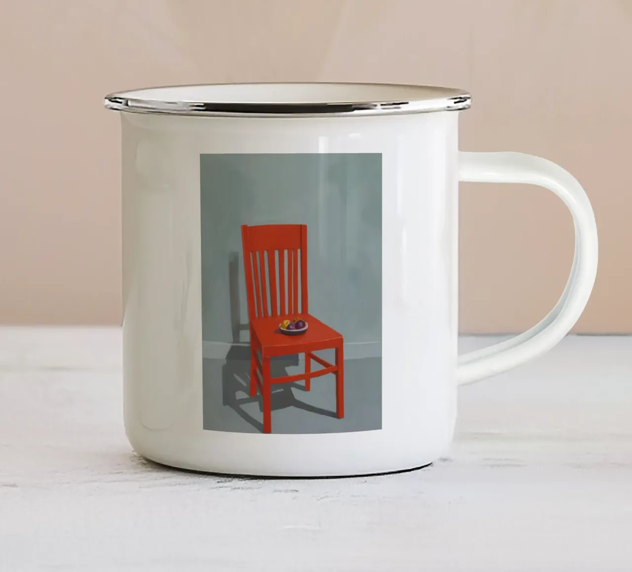 Vecchia sedia rossa tazza in smalto da Snow Mist
