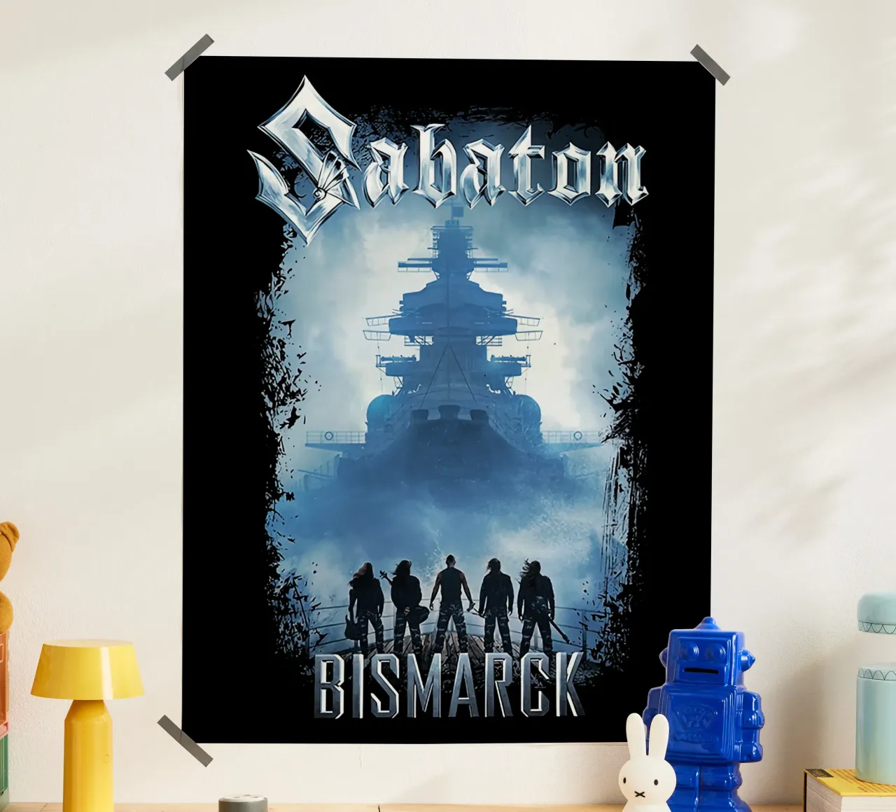 Sabaton Bismarck 'Bound By Iron And Blood' (Legati dal ferro e dal sangue) poster con telaio in plastica da andrea boceli