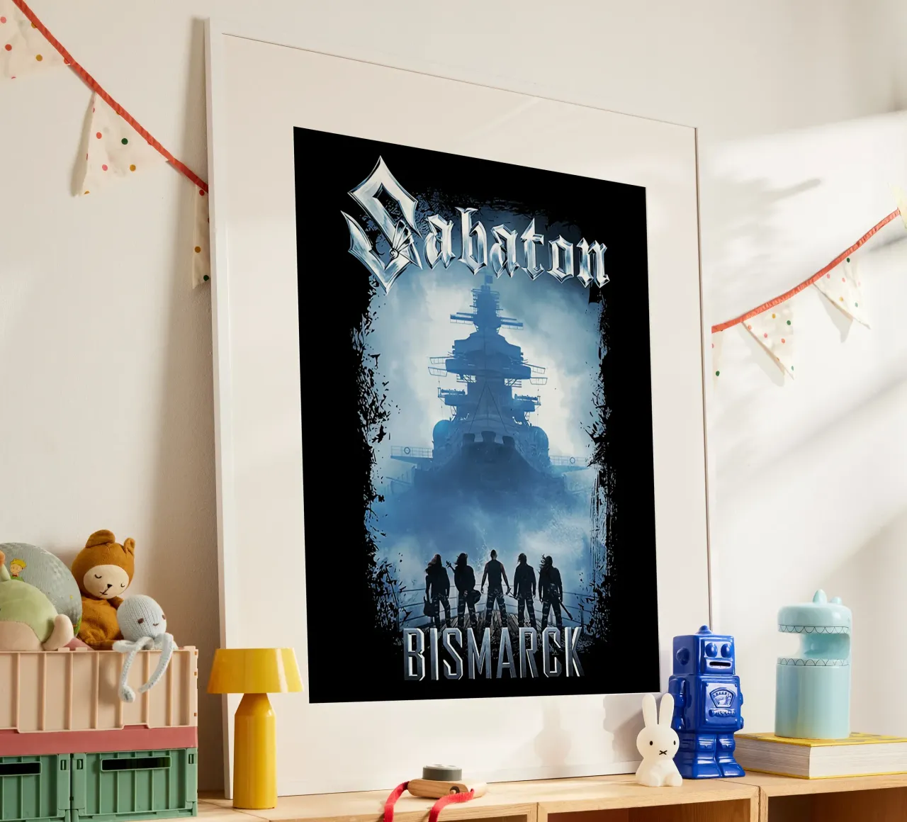 Sabaton Bismarck 'Bound By Iron And Blood' (Legati dal ferro e dal sangue) poster con telaio in plastica da andrea boceli