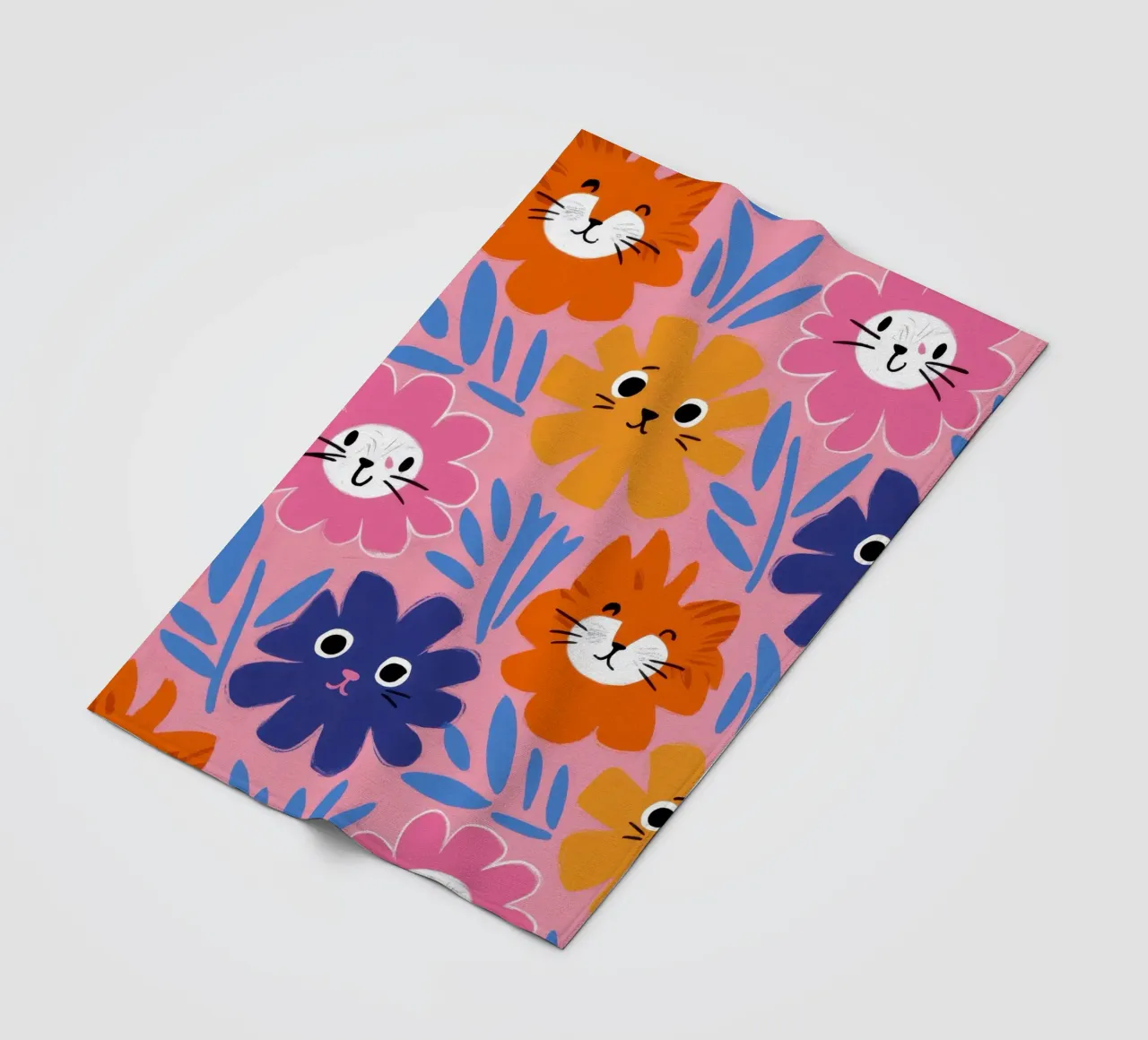 Cute Cat Face Pattern Fleecedecke von Lyra Glaze