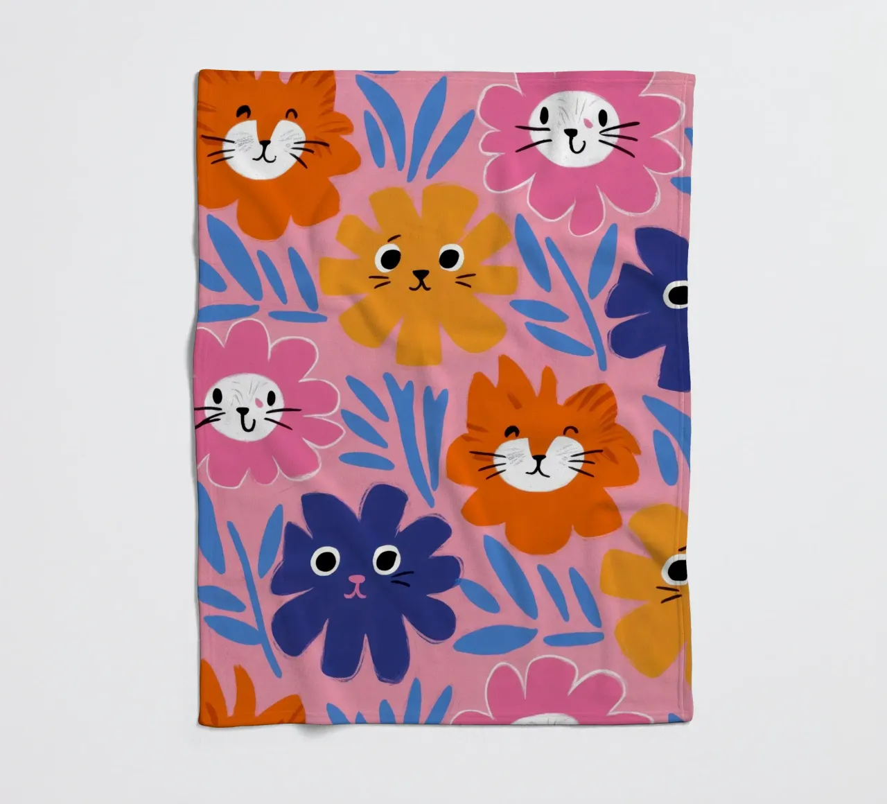 Cute Cat Face Pattern Fleecedecke von Lyra Glaze