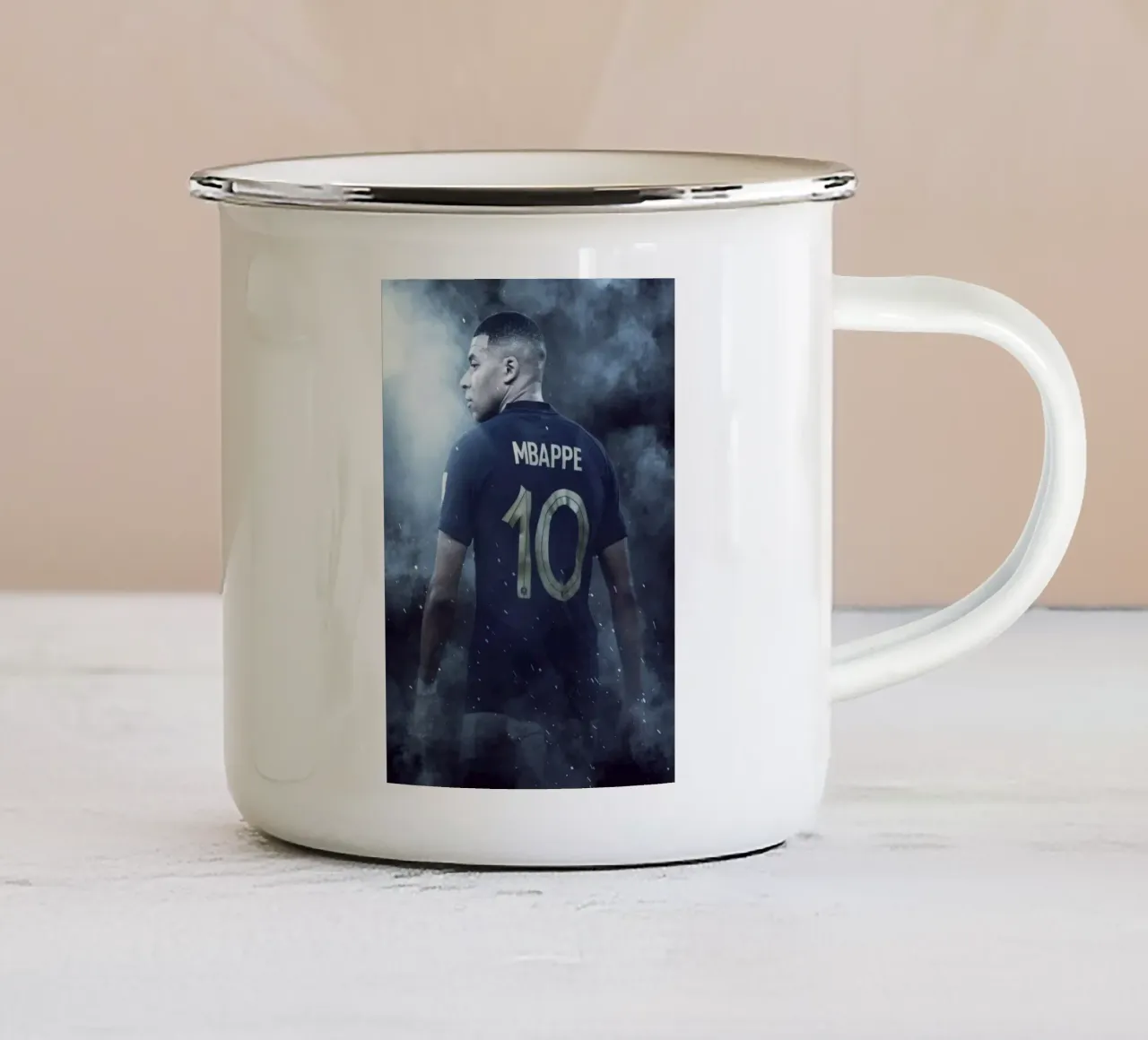 Kylian Mbappé tazza in smalto da FreeArtStudio