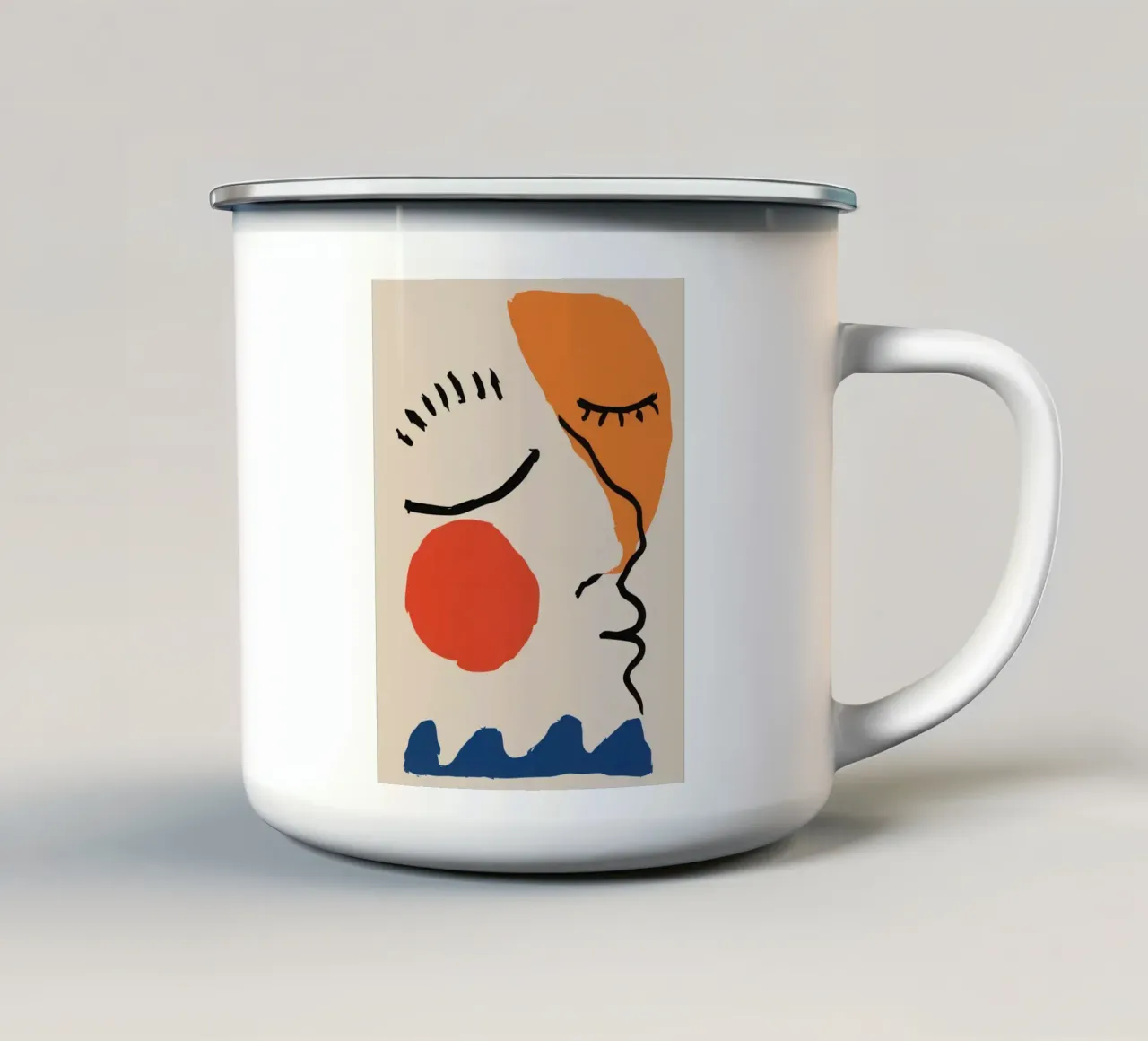 Facce astratte che si baciano tazza in smalto da Lyra Glaze