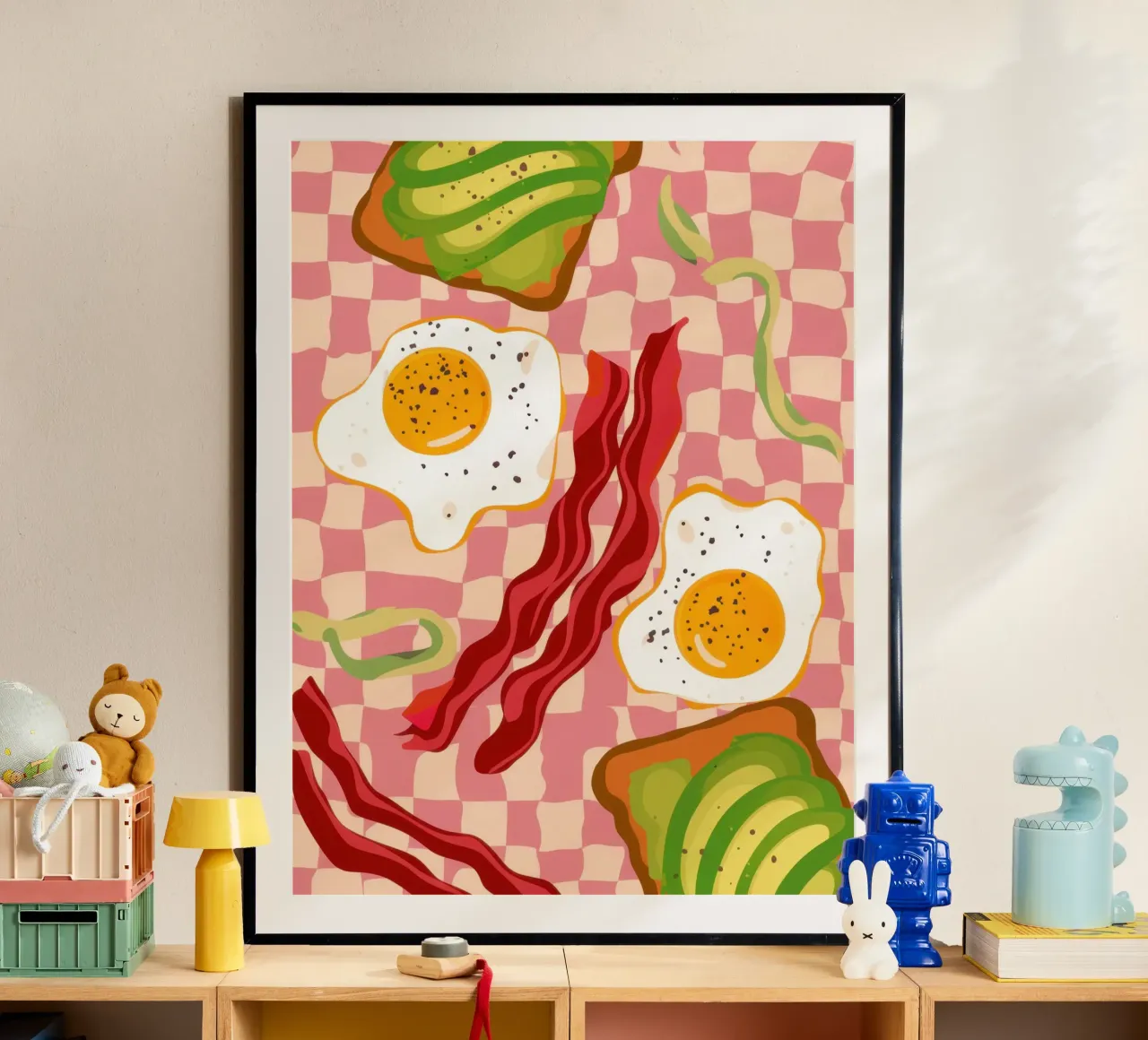 Uova e pancetta a scacchi poster con telaio in legno da Lyra Glaze